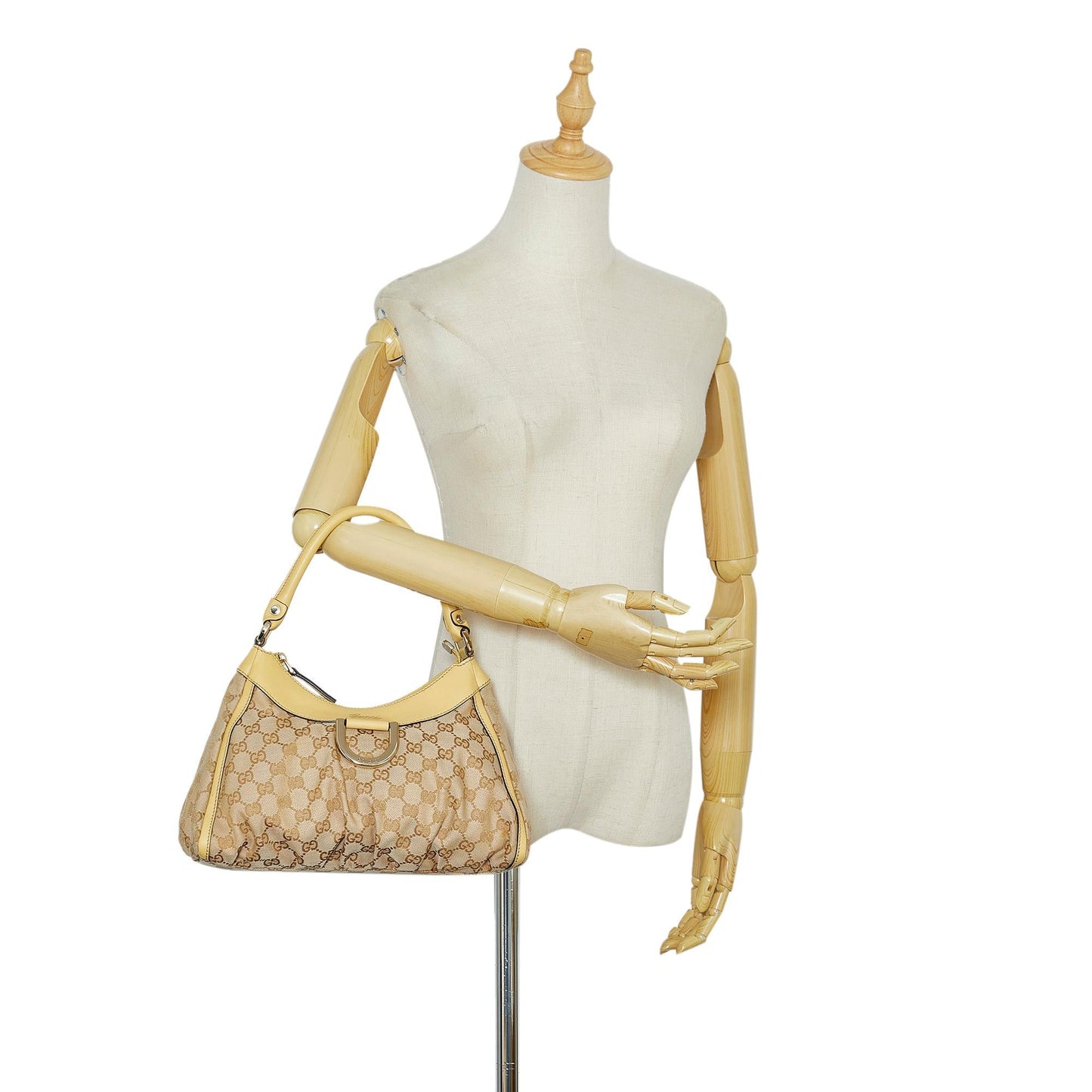 Gucci GG Canvas Abbey D-Ring Handbag (SHG-sfhAGG)