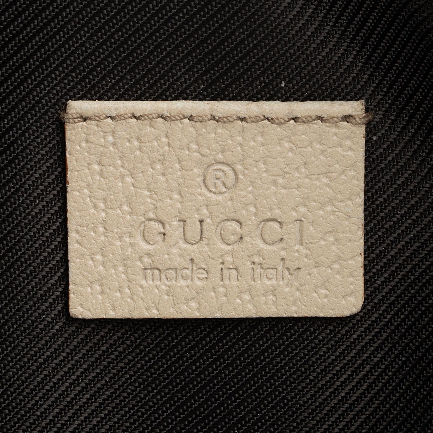 Gucci GG Canvas Abbey D Ring Pochette (SHF-1r8ajC)
