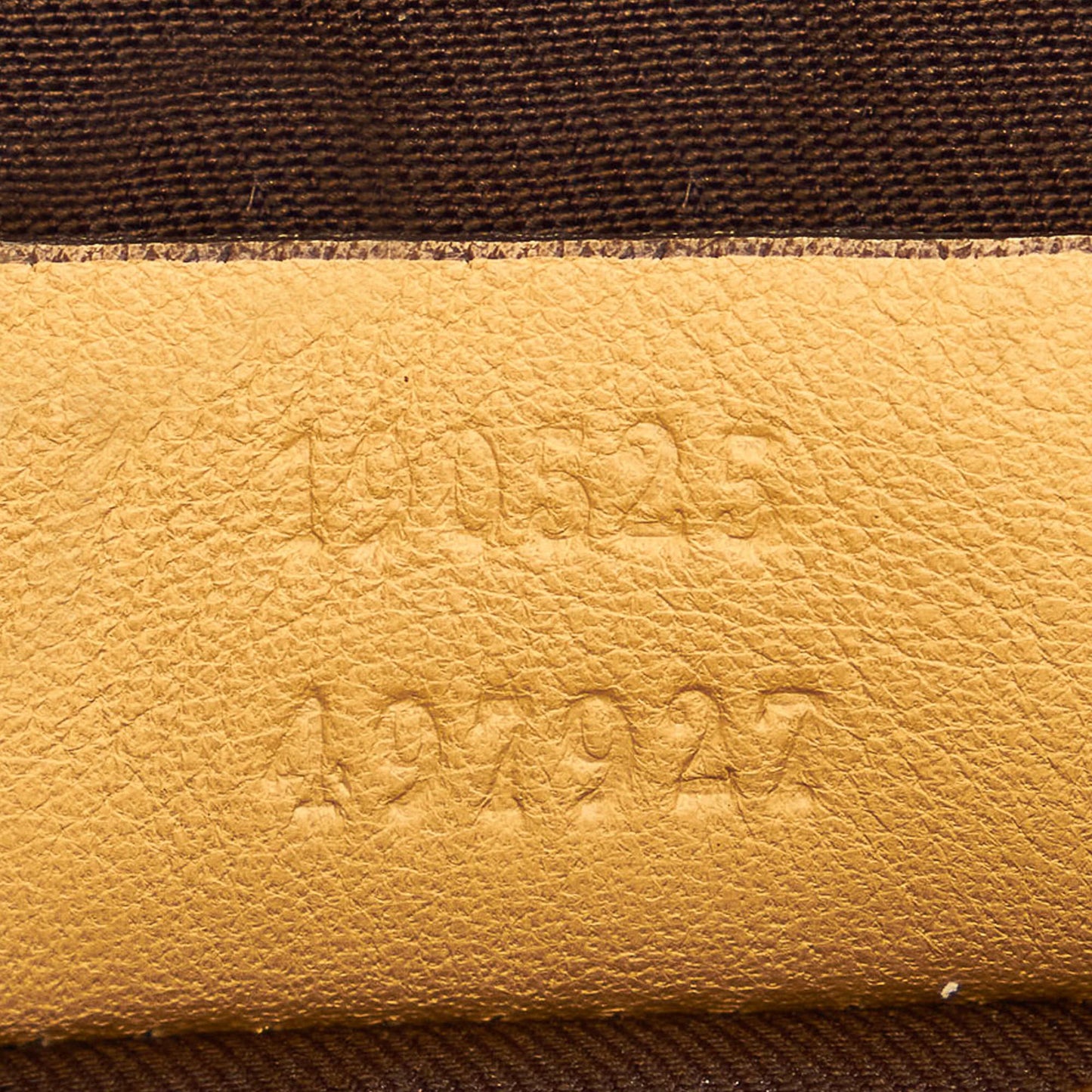 Gucci GG Canvas Abbey D-Ring Shoulder Bag (SHG-29541)