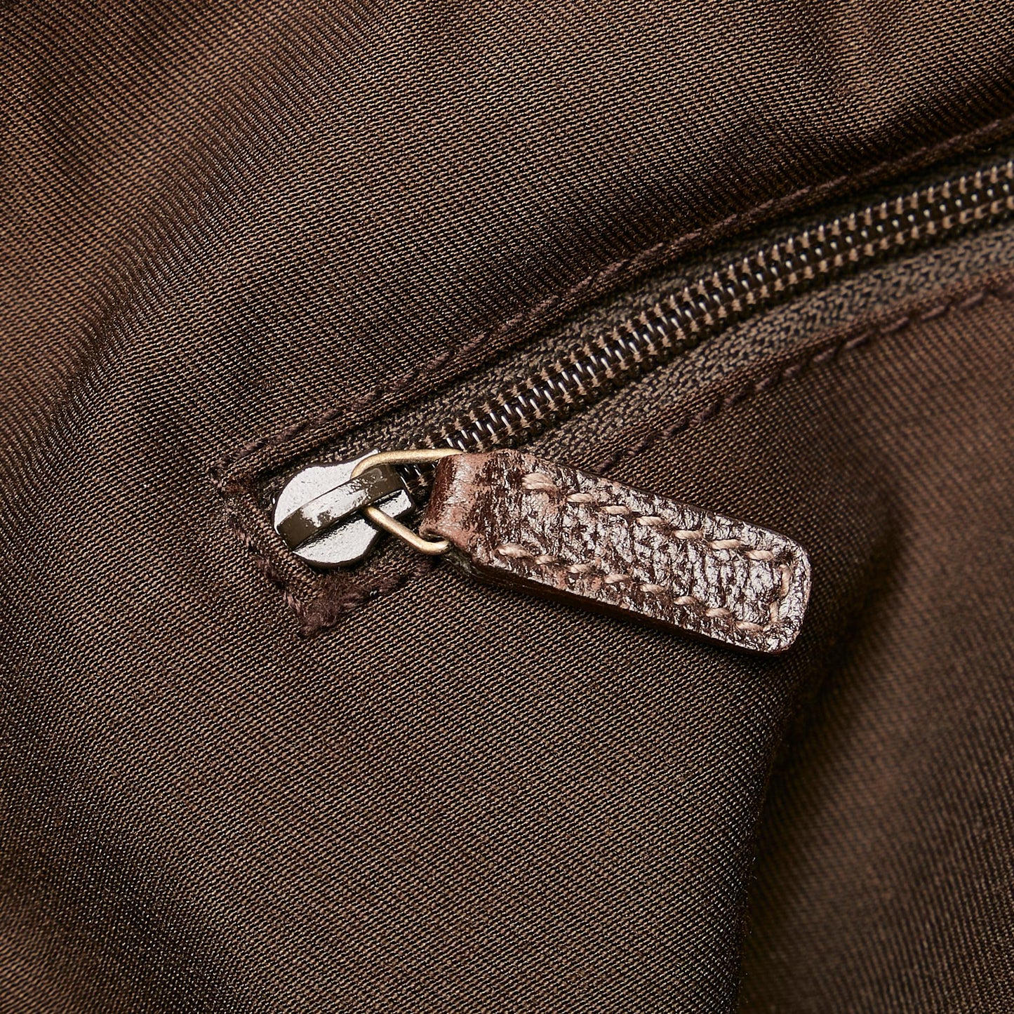 Gucci GG Canvas Abbey D-Ring Shoulder Bag (SHG-30118)