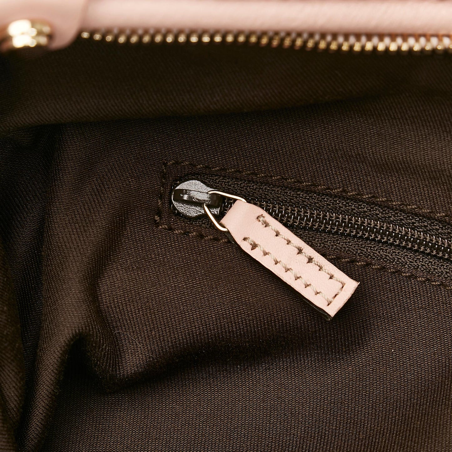 Gucci GG Canvas Abbey D-Ring Shoulder Bag (SHG-EMEljm)