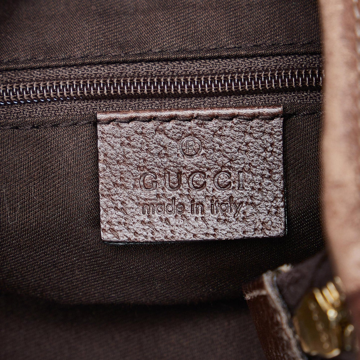 Gucci GG Canvas Abbey D-Ring Shoulder Bag (SHG-Kzprwn)