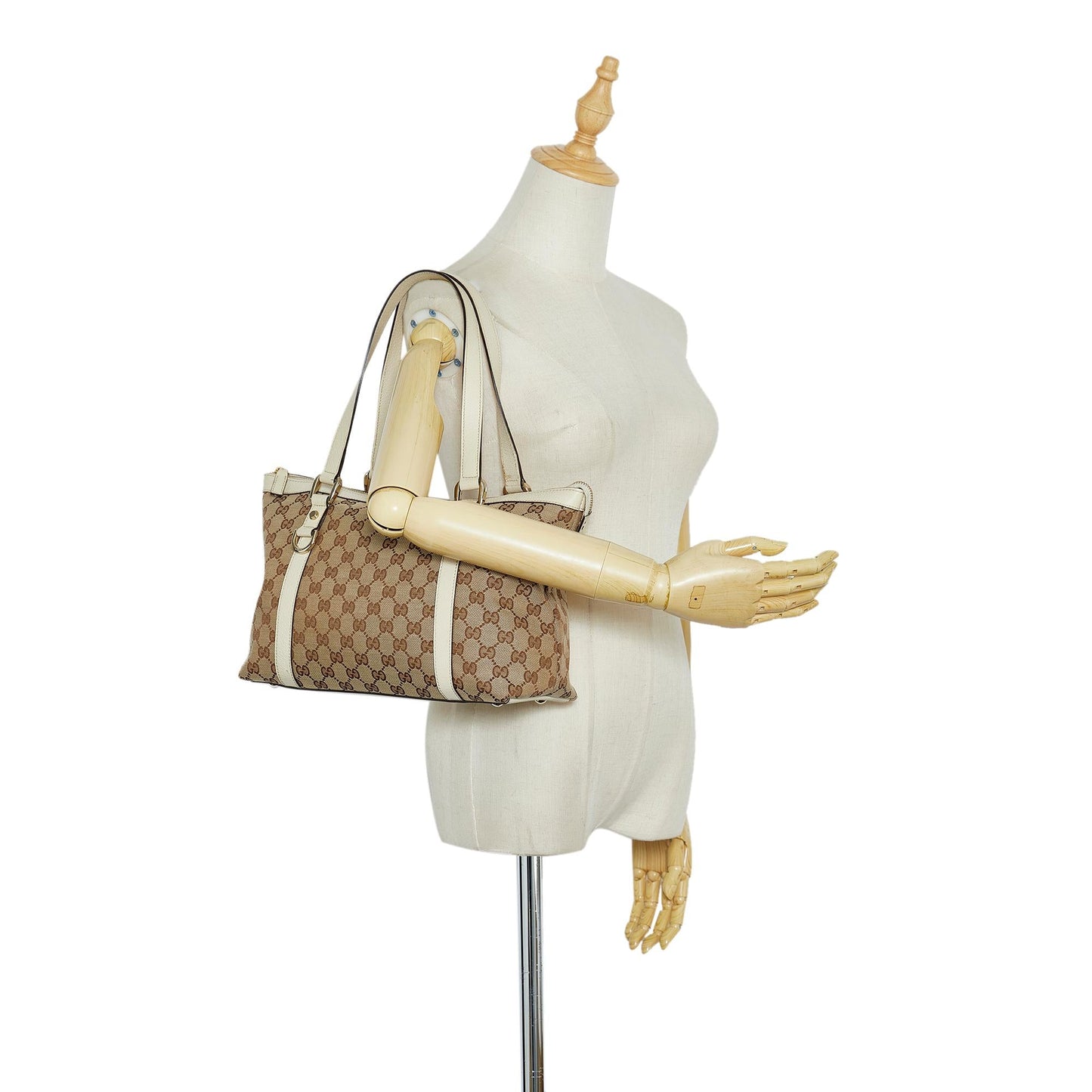 Gucci GG Canvas Abbey D-Ring Shoulder Bag (SHG-D37leV)