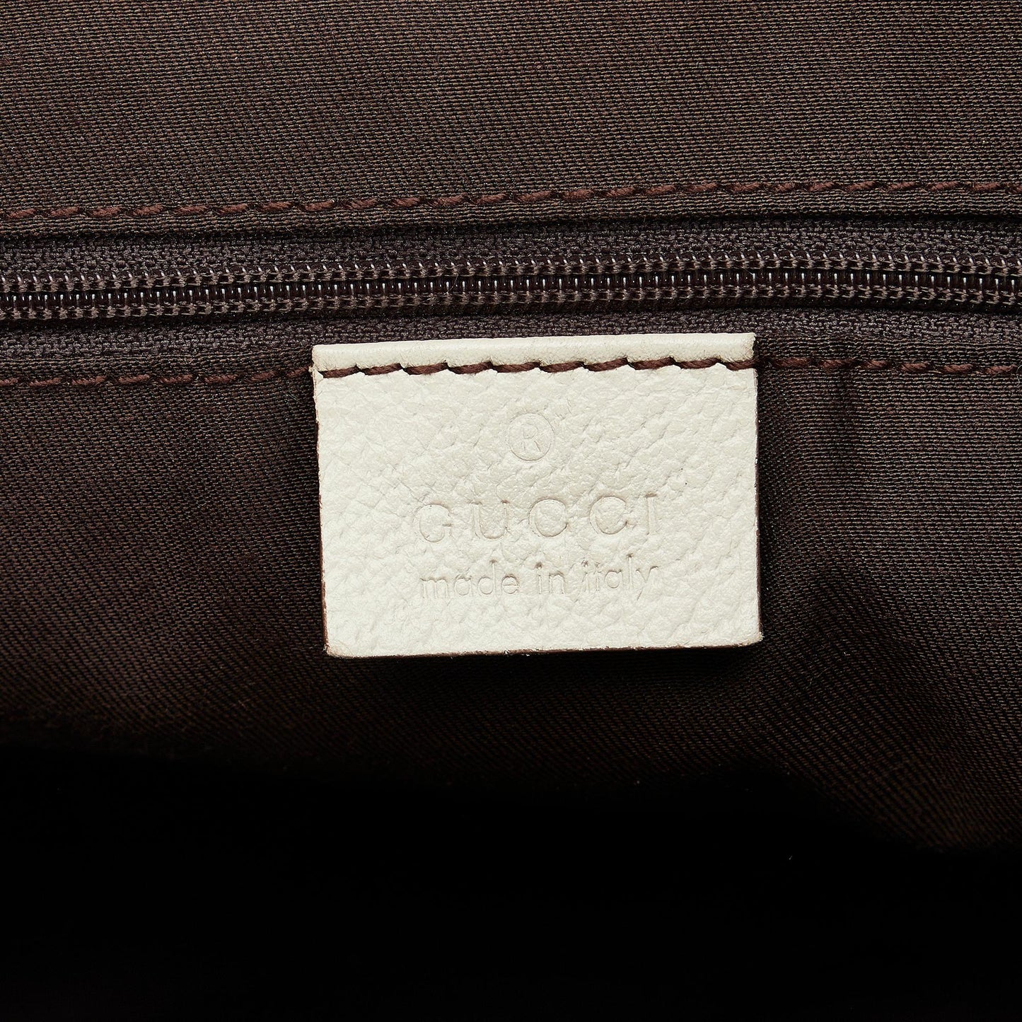 Gucci GG Canvas Abbey D-Ring Shoulder Bag (SHG-JCJfEX)