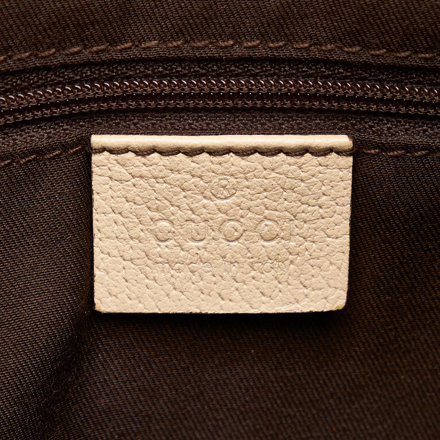 Gucci GG Canvas Abbey D-ring (SHG-lrh6iu)