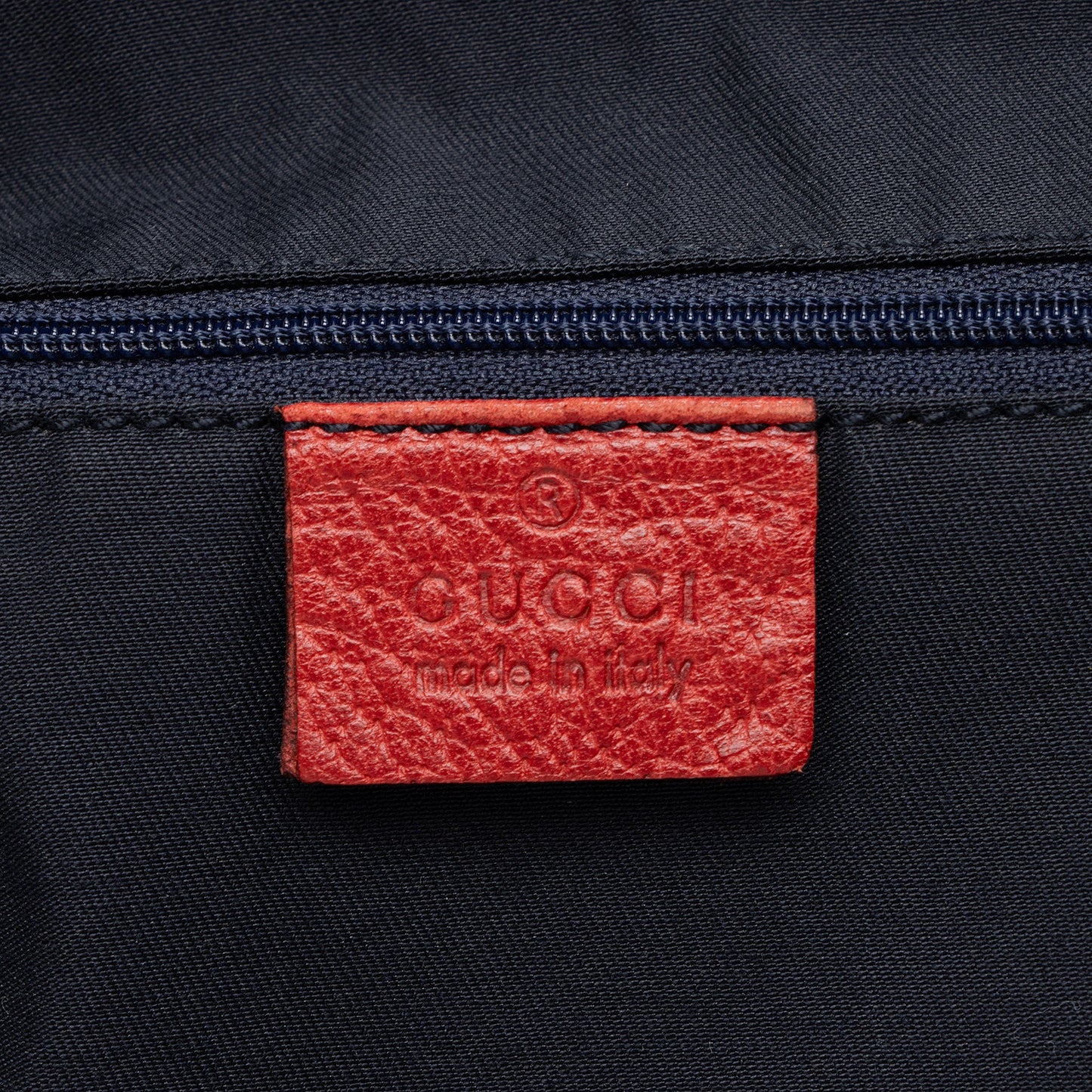 Gucci GG Canvas Abbey D Ring N/S Tote (SHF-cX7Zjk)