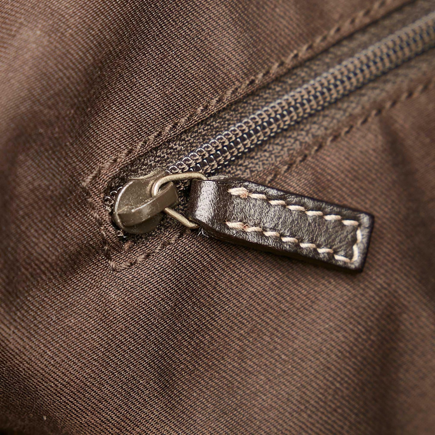 Gucci GG Canvas D-Ring Crossbody Bag (SHG-23083)