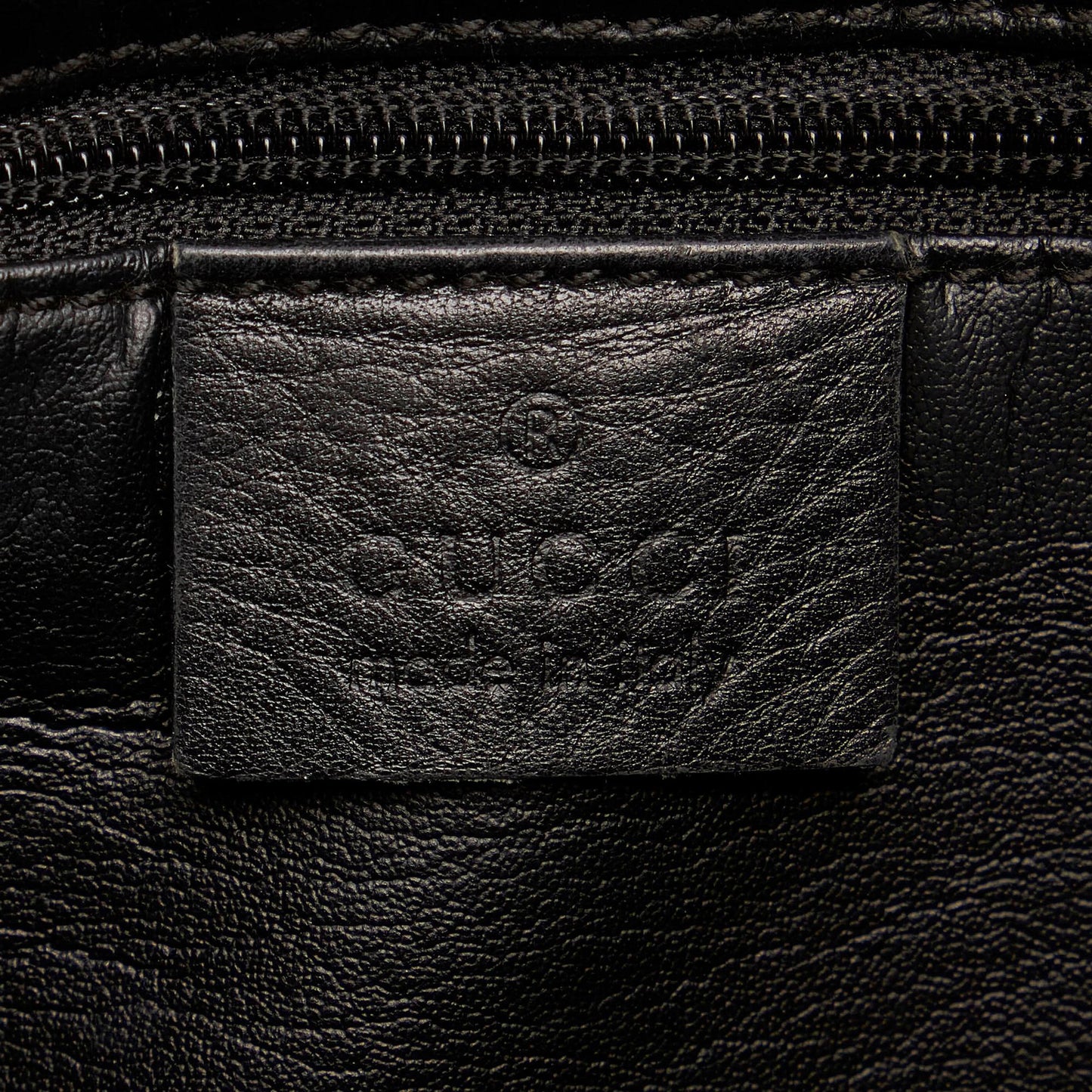 Gucci GG Canvas Drawstring Shoulder Bag (SHG-32073)
