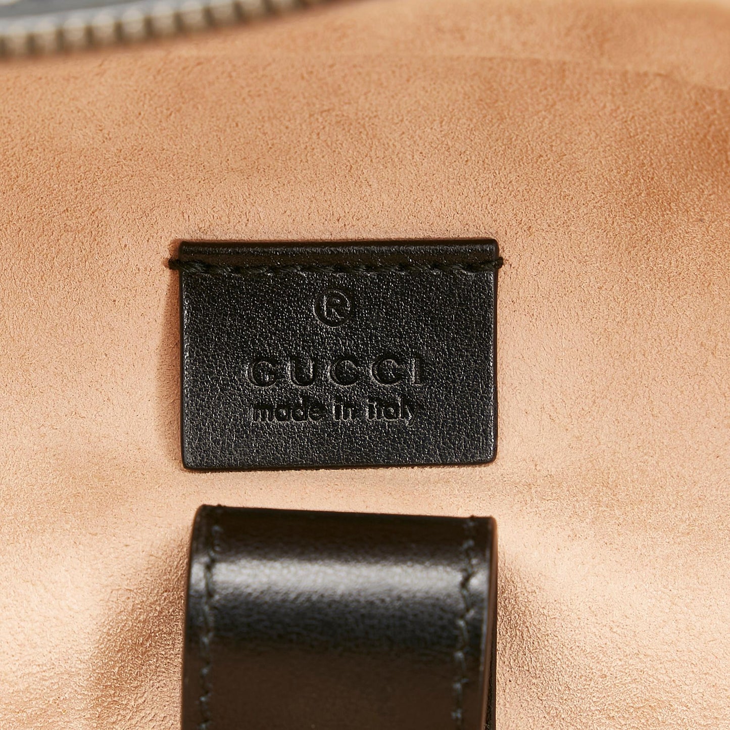 Gucci GG Marmont Backpack (SHG-dR41lk)