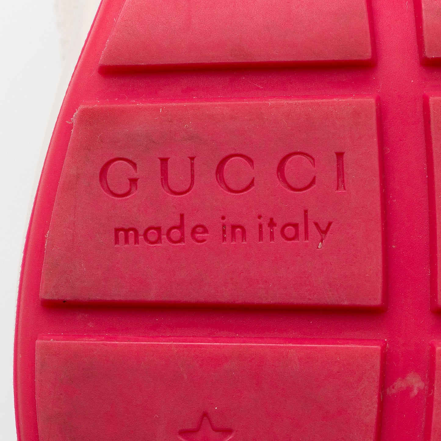 Gucci GG Supreme Mixed Fabric Rhyton Sneakers - Size 8.5 / 38.5 (SHF-PQZk8i)