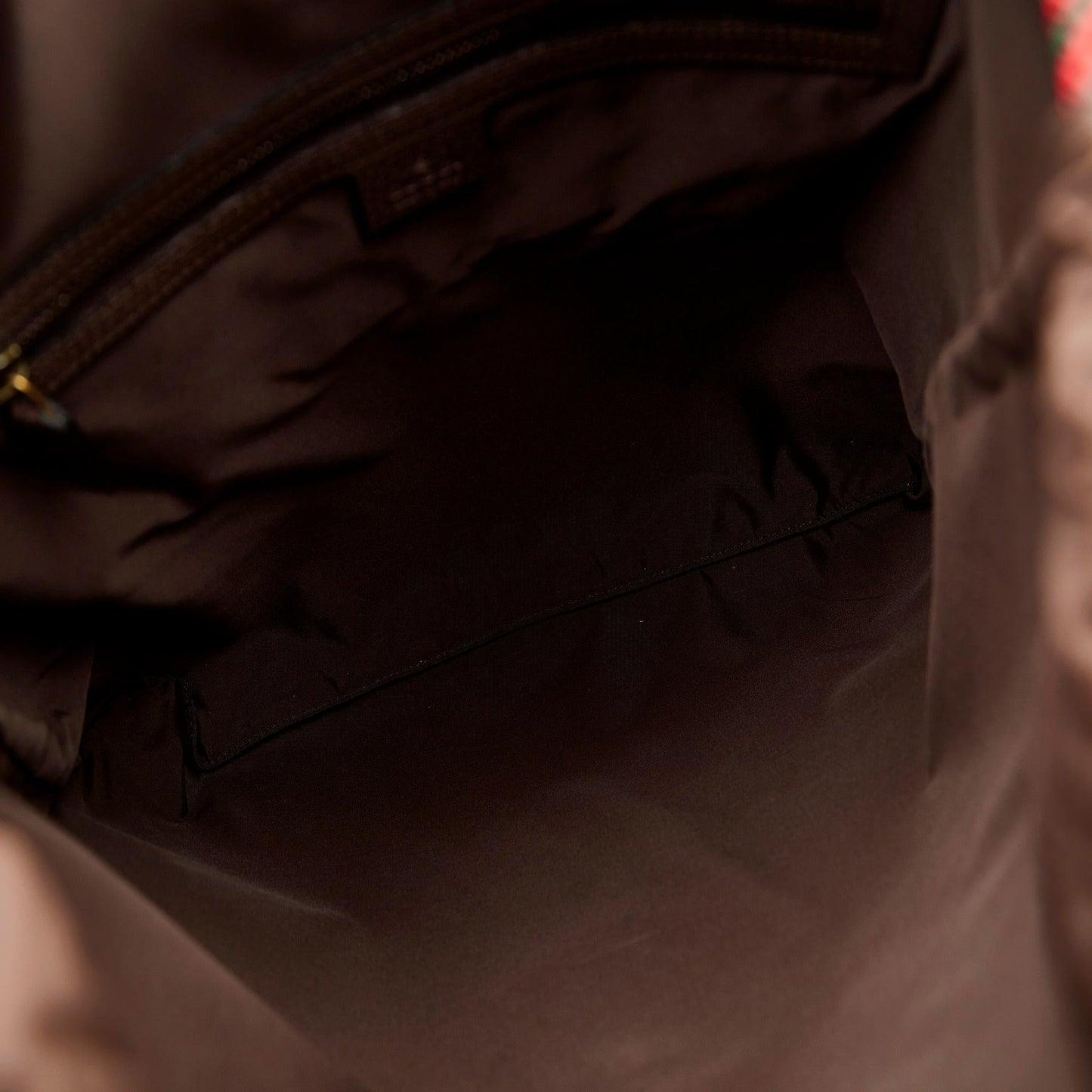 Gucci GG Supreme Neo Vintage Drawstring Backpack (SHG-CHnyKG)