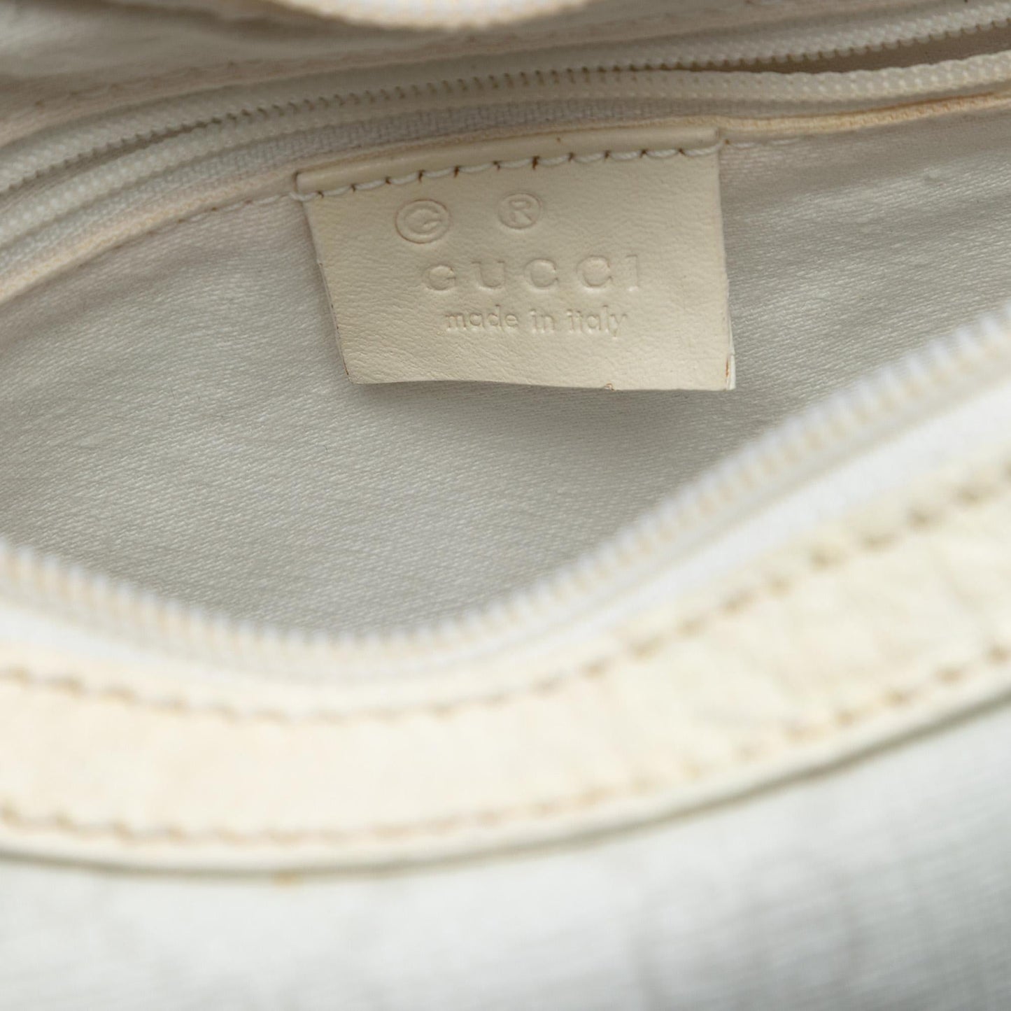 Gucci GG Supreme Pop Handbag