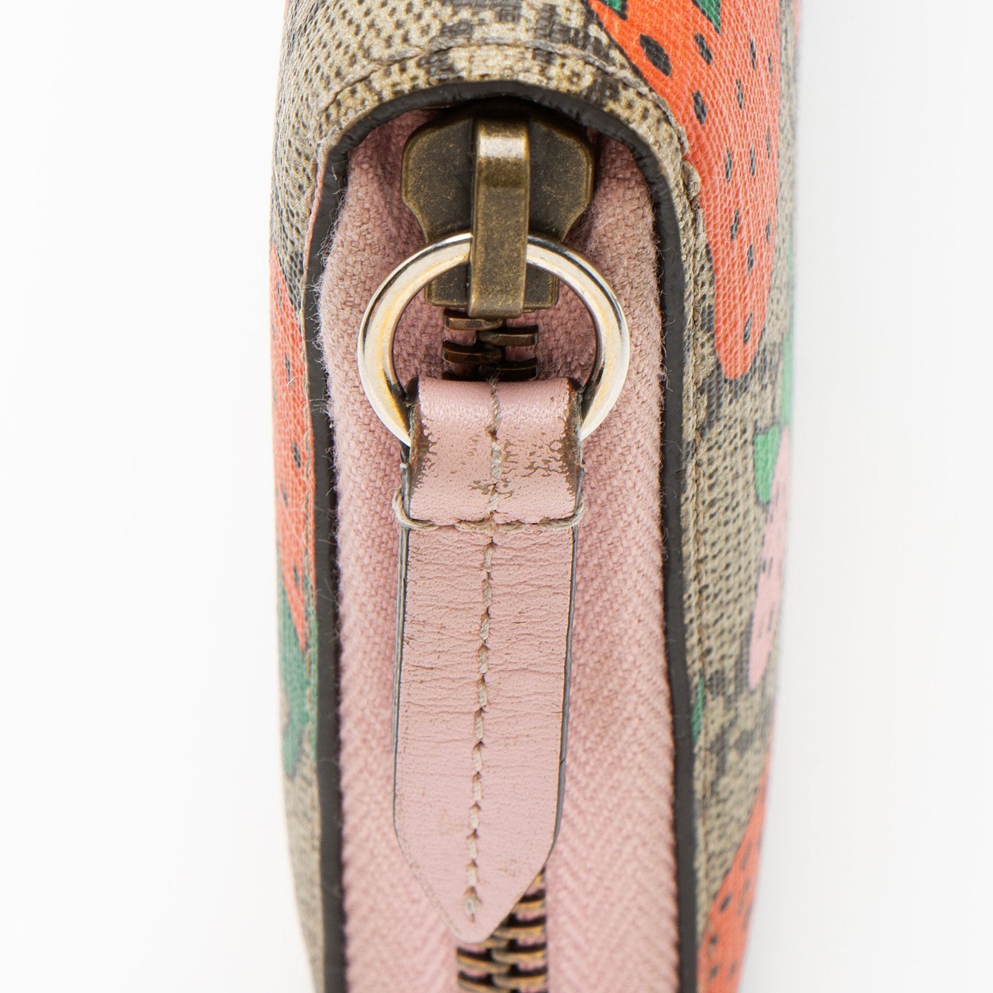 Gucci GG Supreme Strawberry Zip Around Wallet