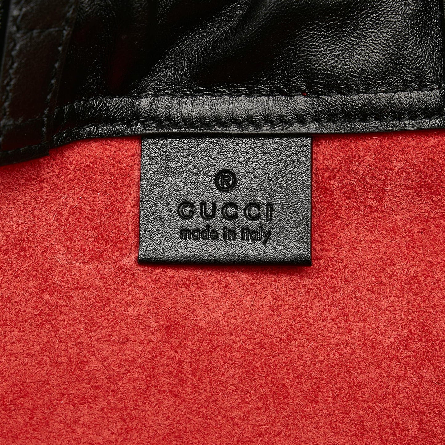 Gucci Gucci Logo Backpack (SHG-WNOeip)