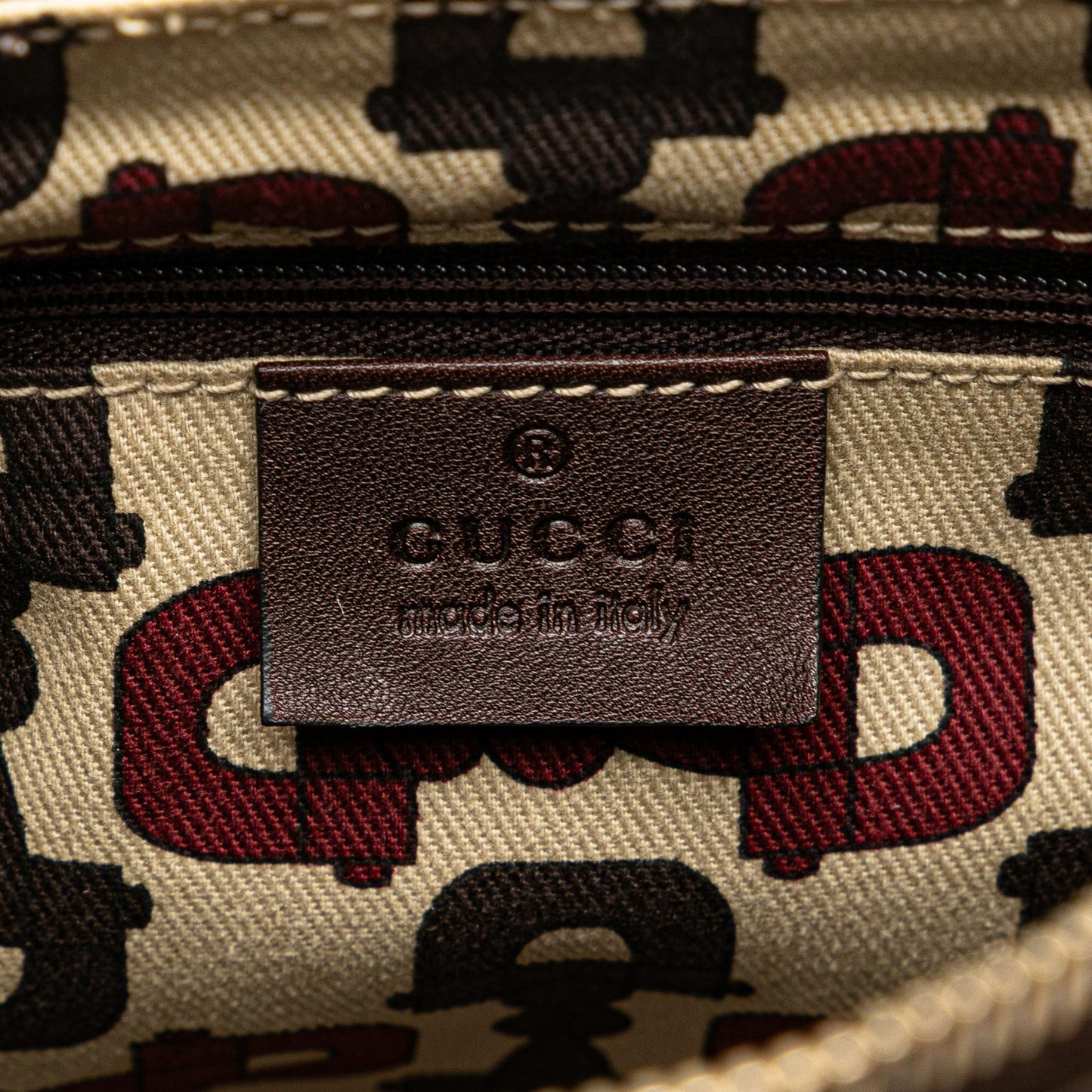 Gucci Guccissima Abbey D-Ring Shoulder Bag (SHG-2XYgSP)