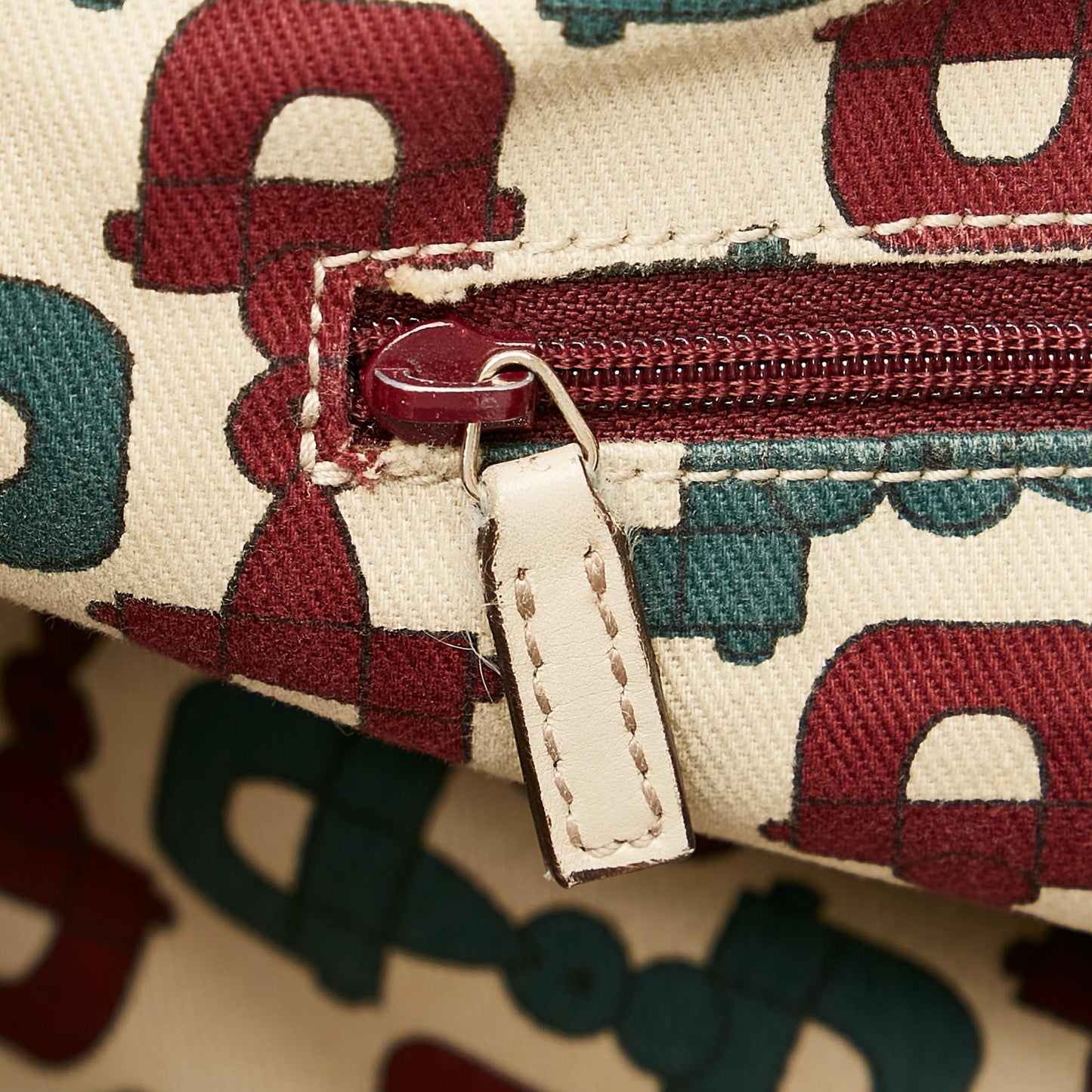 Gucci Guccissima Abbey D-Ring Tote Bag (SHG-31868)