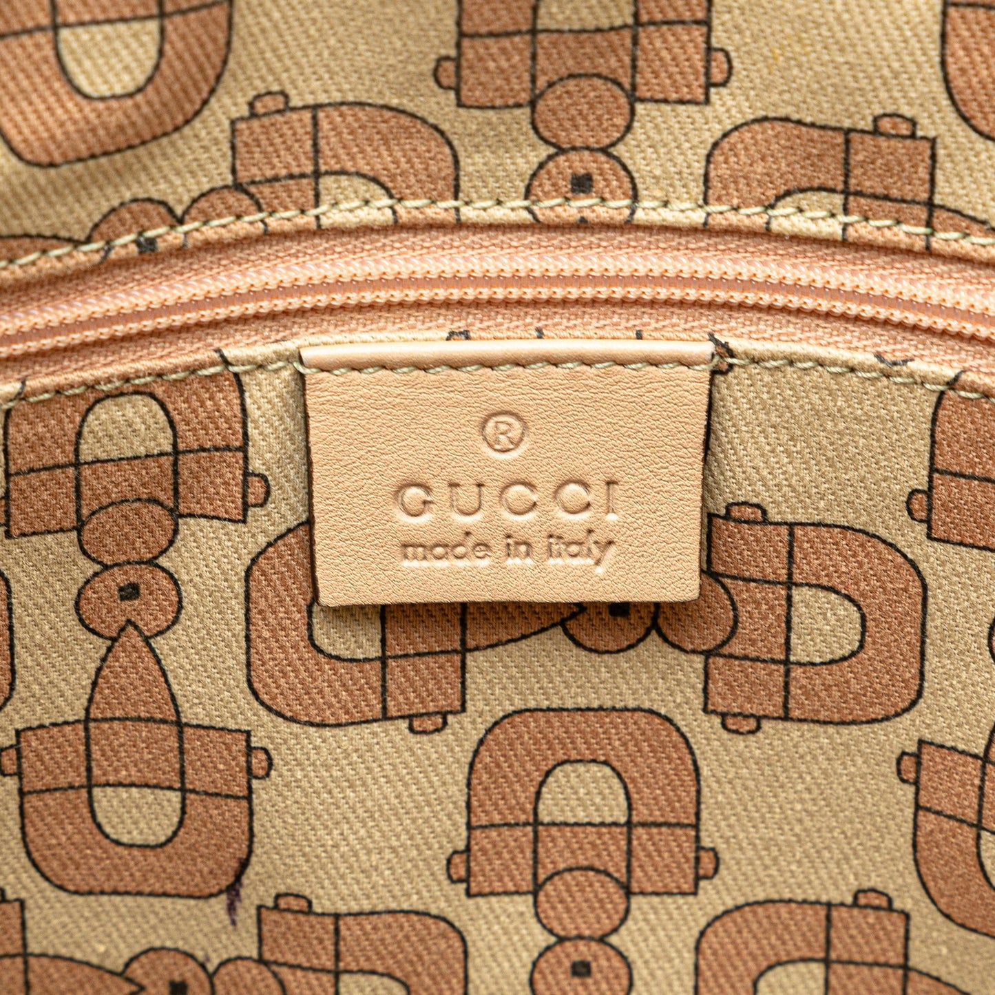 Gucci Guccissima Abbey D Ring Tote (SHG-fiEeUu)