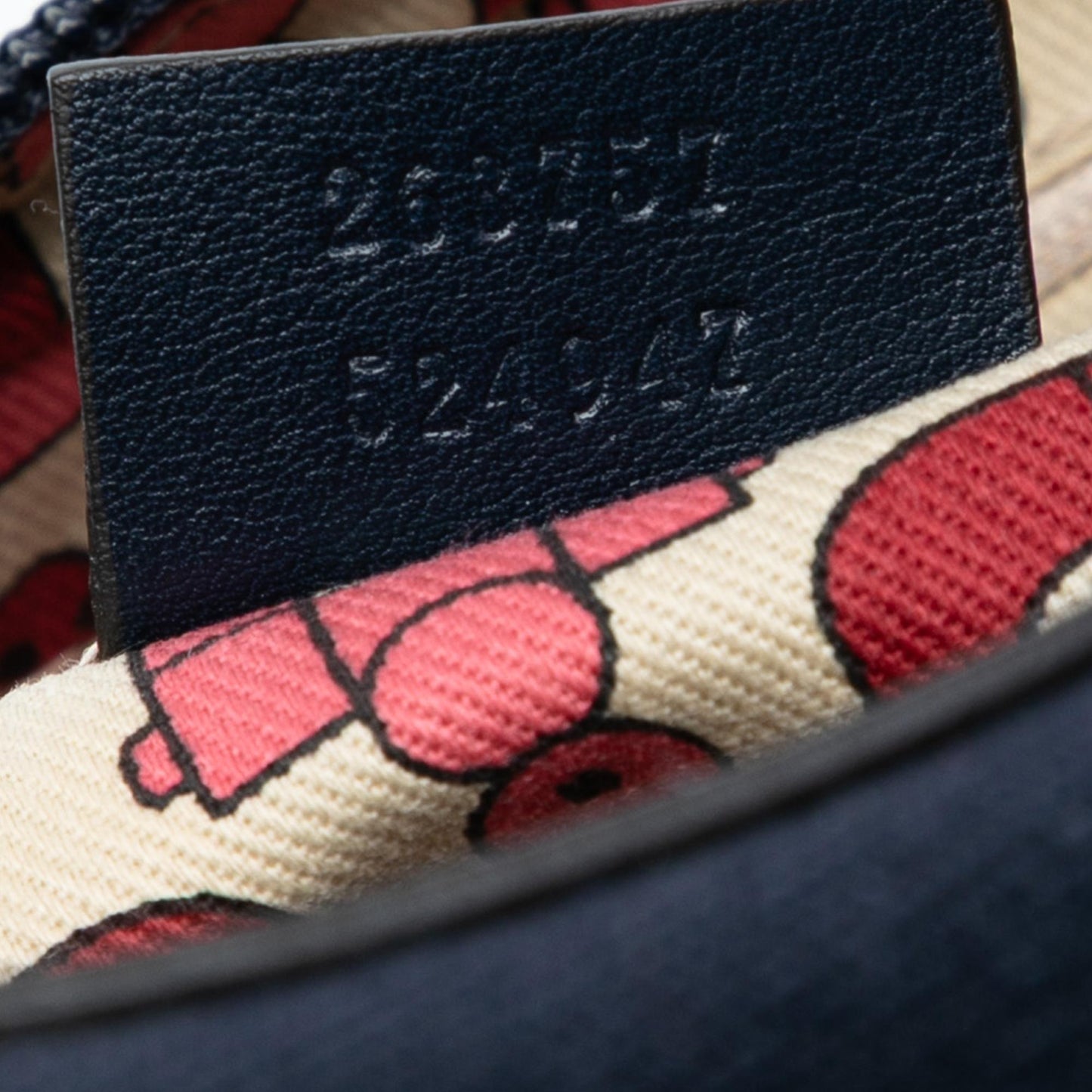 Gucci Medium Canvas Pop Handbag