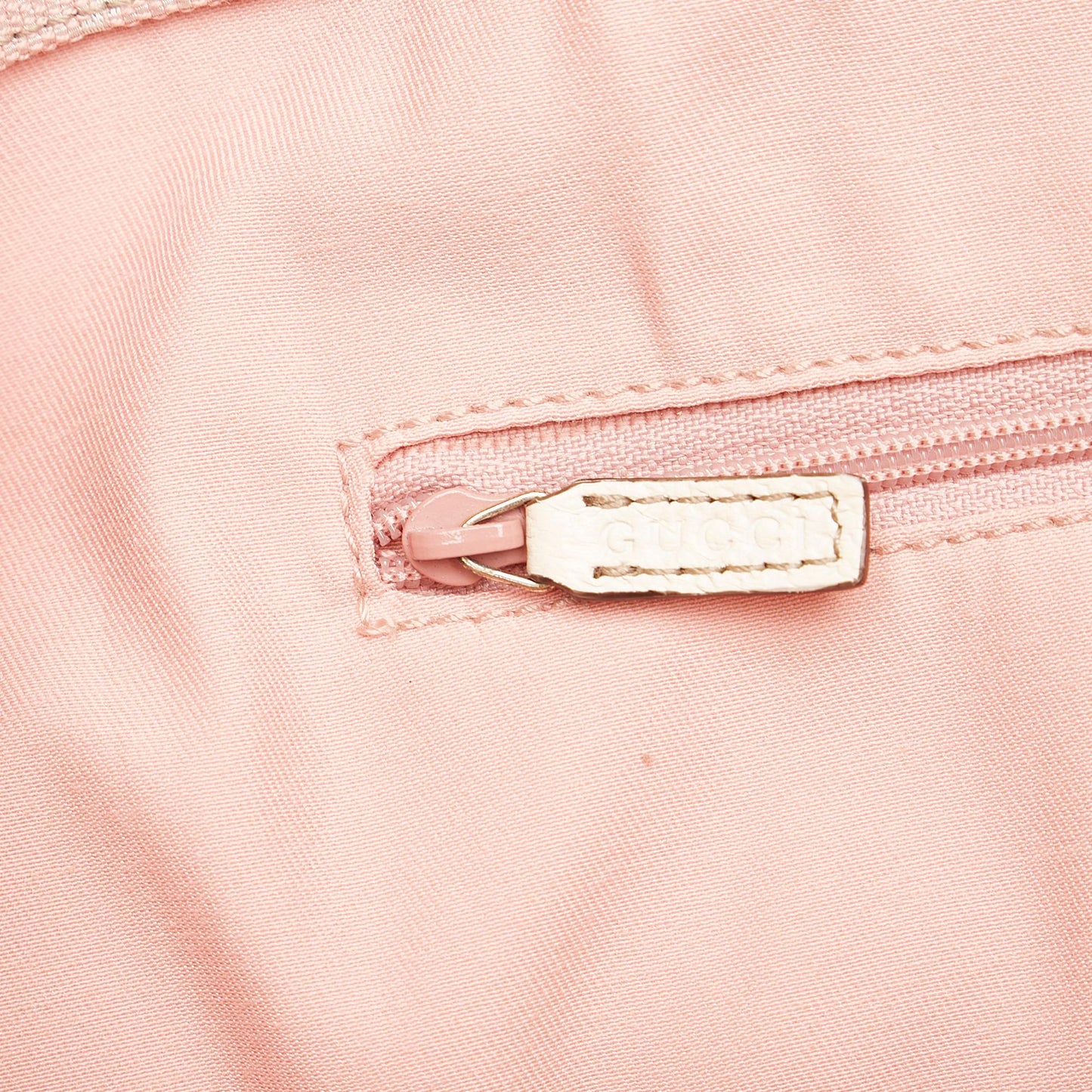 Gucci Small D-Ring Leather Tote Bag (SHG-30800)