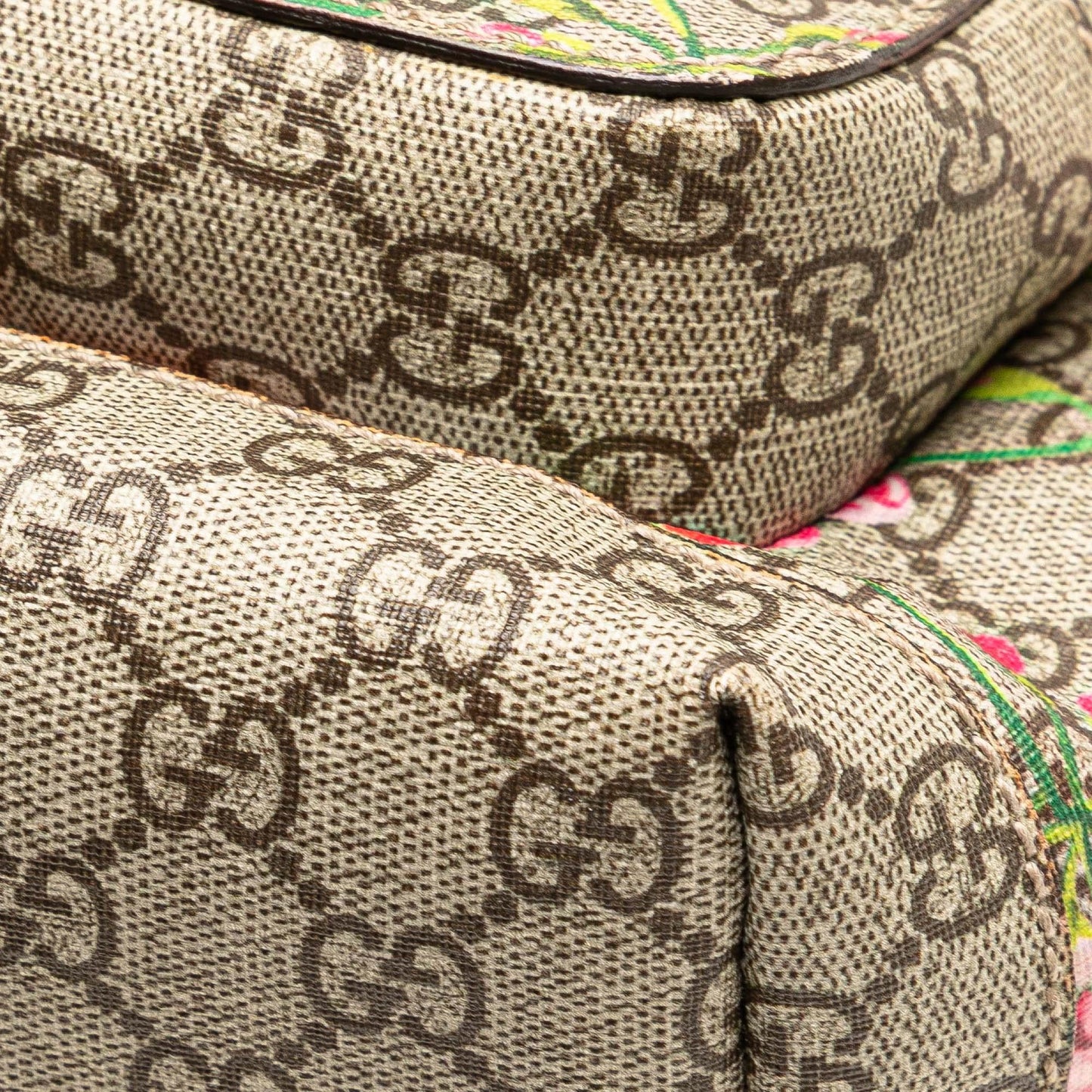 Gucci Small GG Supreme Blooms Single Buckle Backpack