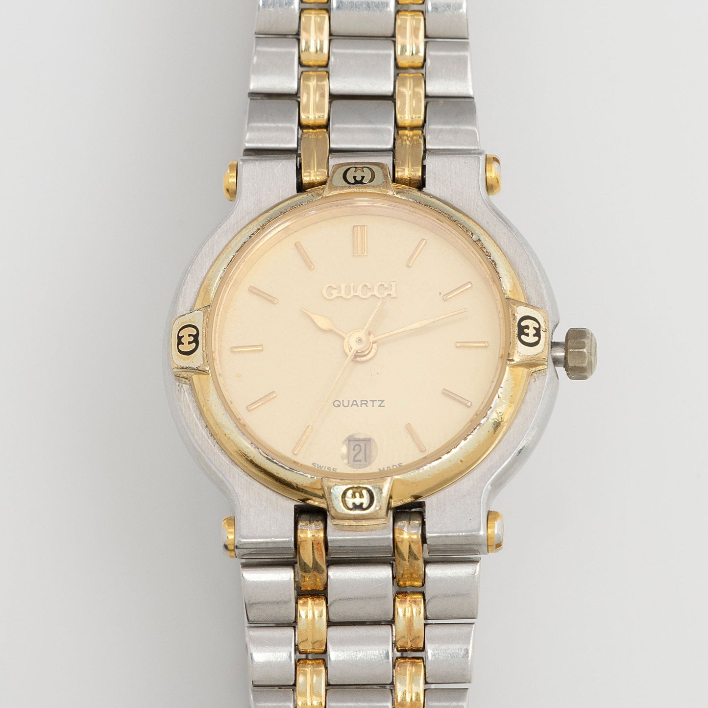Gucci Vintage Stainless Steel 2 Tone 9000L Watch (SHF-UfQ9of)