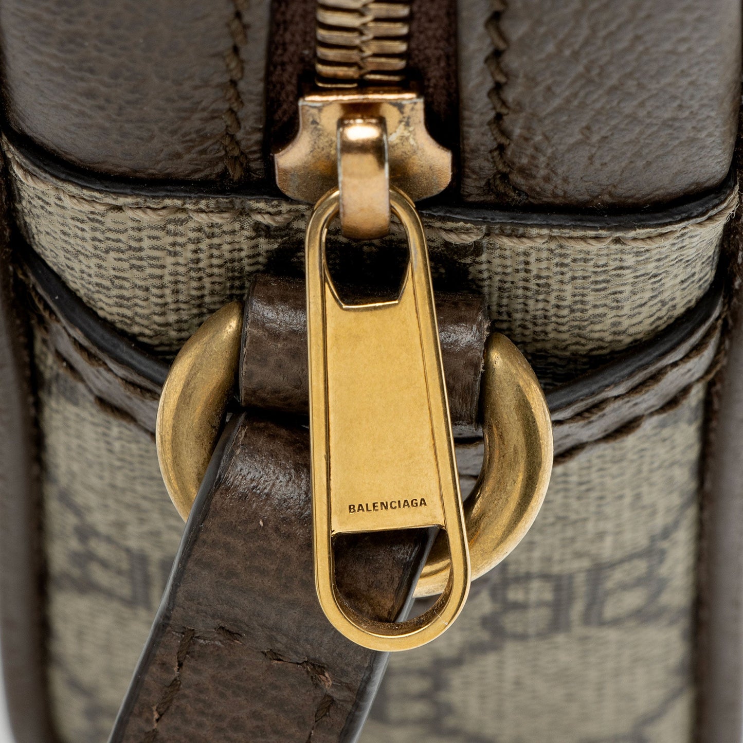 Gucci x Balenciaga BB Supreme The Hacker Project Mini Zip Messenger