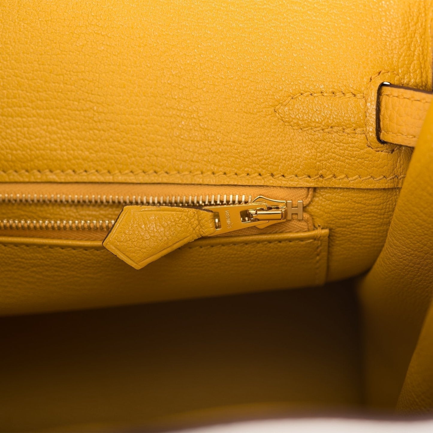 Luxury Hermes Special Order (HSS) Birkin 25 Craie and Jaune Ambre Togo Brushed Gold Hardware