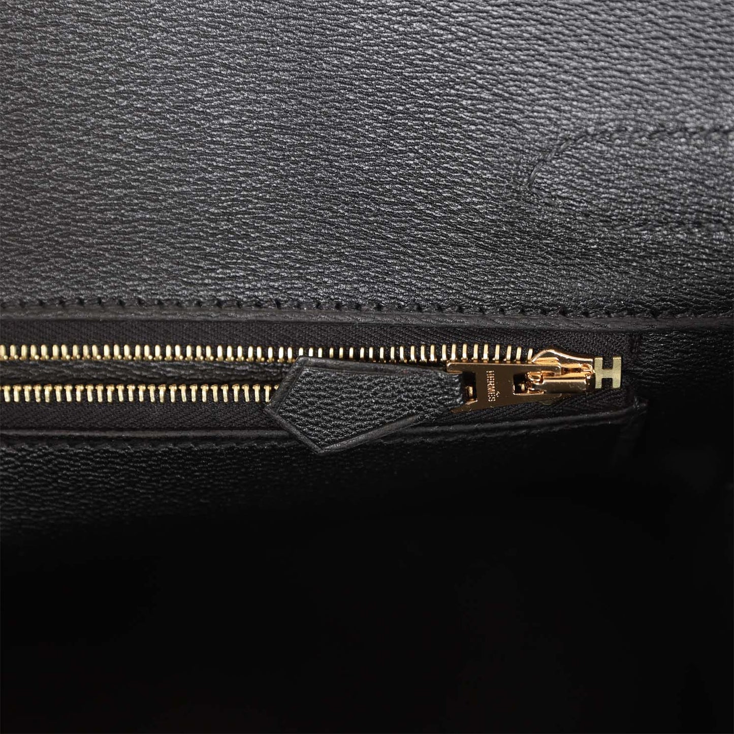 Luxury Hermes Birkin 30 Black Matte Alligator Gold Hardware
