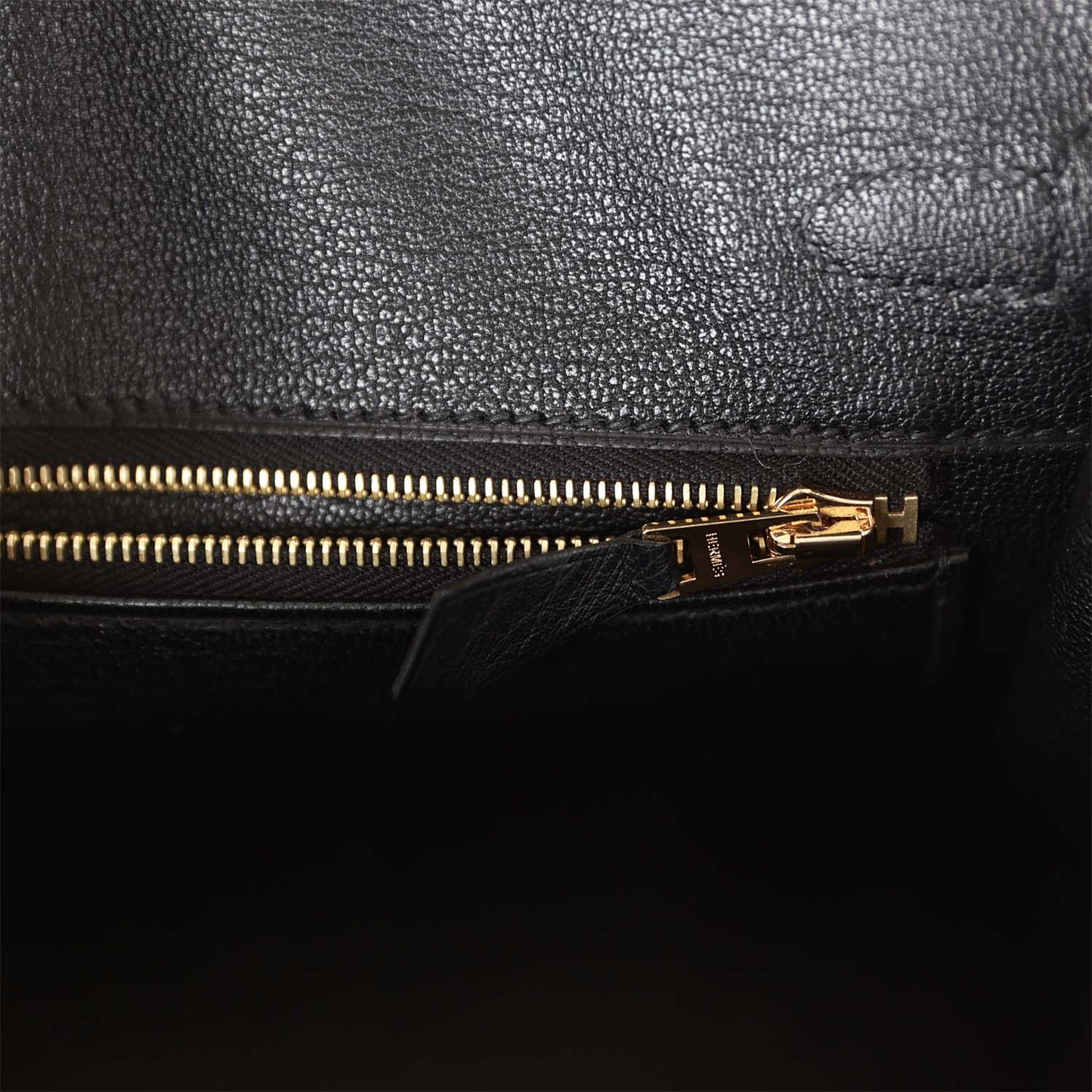 Luxury Hermes Birkin 25 Black Ostrich Gold Hardware