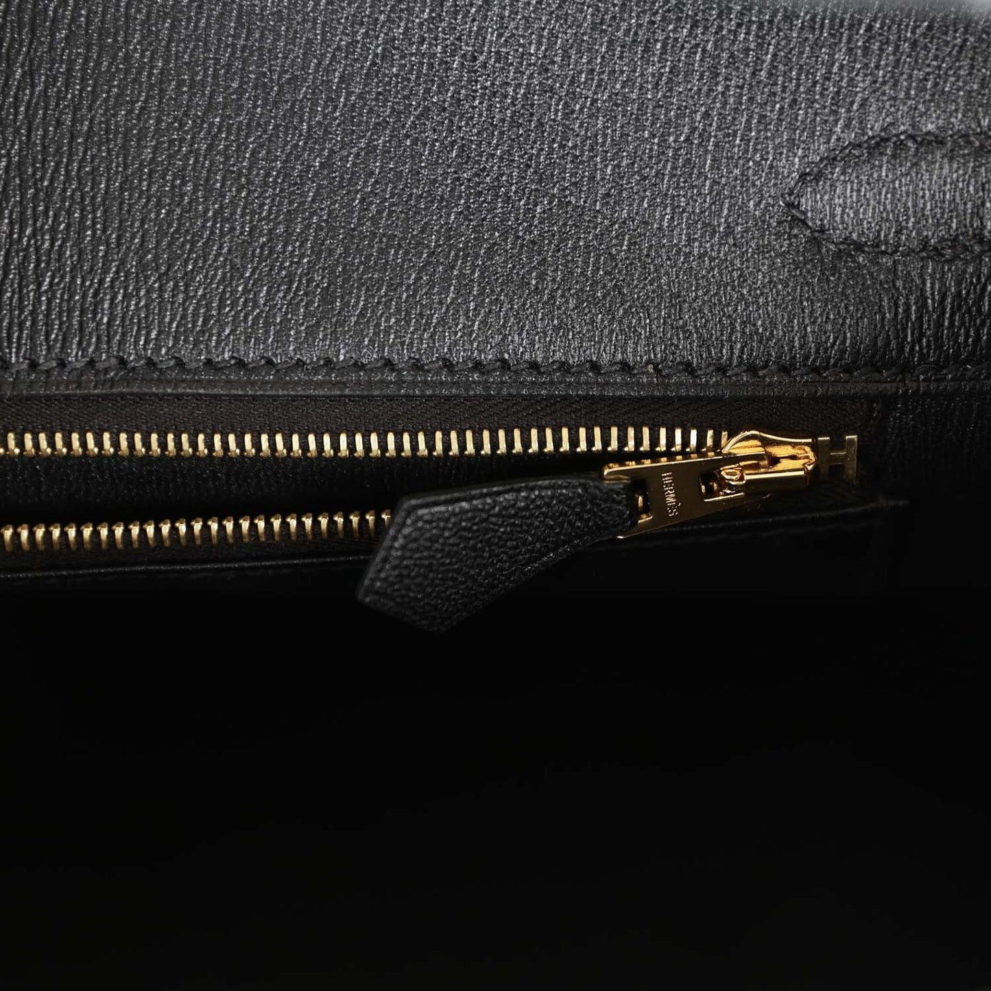 Luxury Hermes Birkin 25 Black Shiny Niloticus Crocodile Gold Hardware