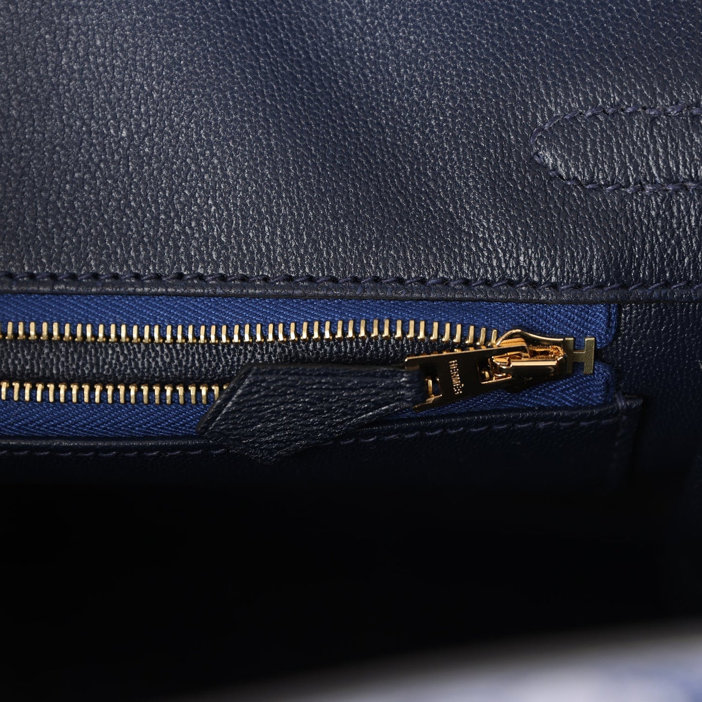 Luxury Hermes Birkin 25 Bleu Saphir Matte Alligator Gold Hardware