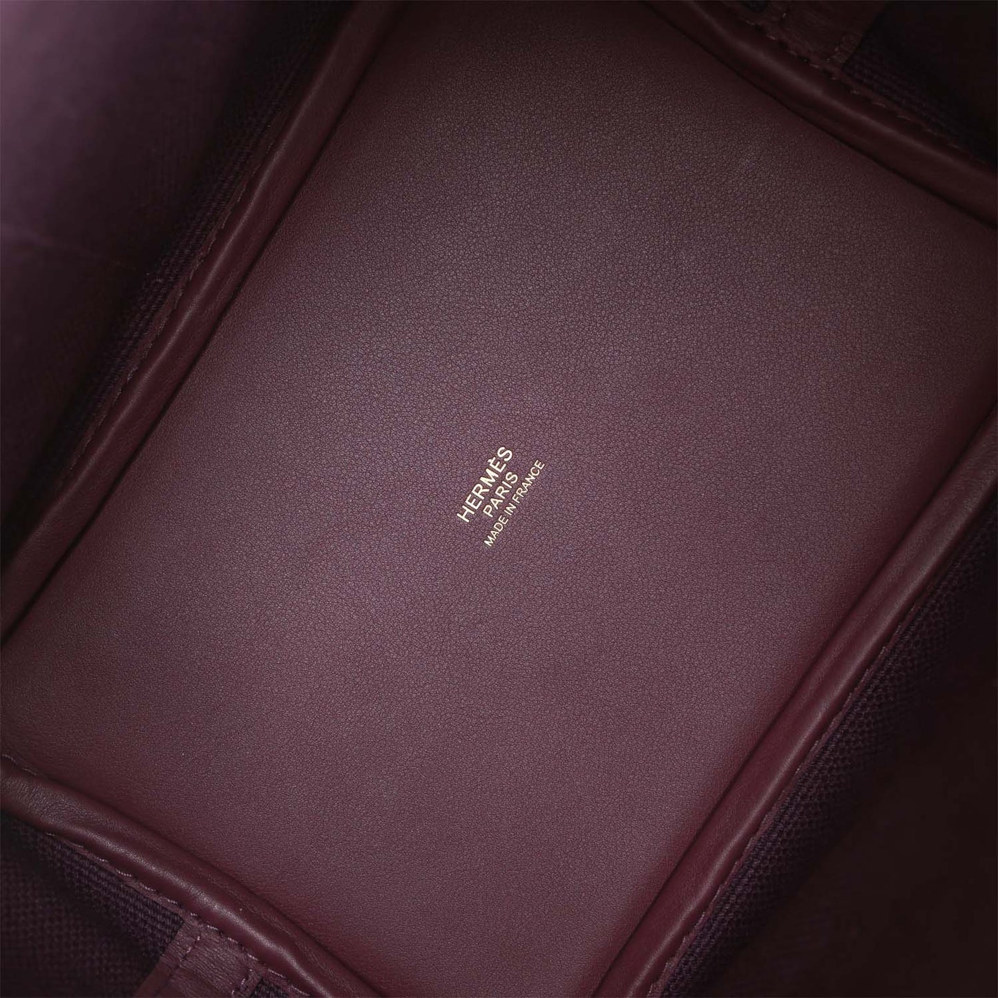Luxury Hermes Picotin Cargo 18 Cassis Swift and Toile Canvas Gold Hardware