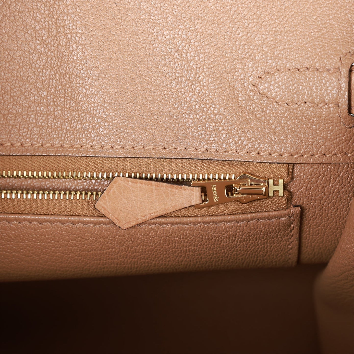 Luxury Hermes Birkin 25 Chai Ostrich Gold Hardware