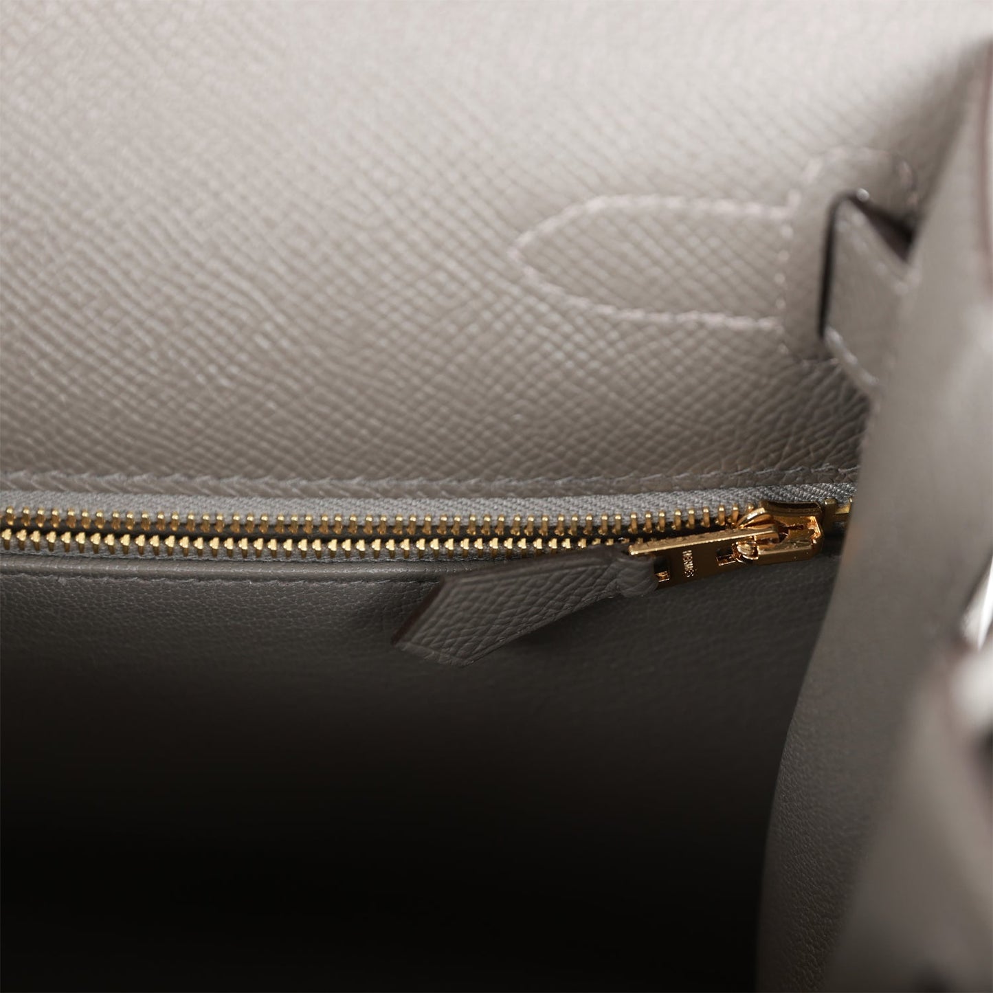 Luxury Hermes Kelly Sellier 28 Gris Meyer Epsom Gold Hardware