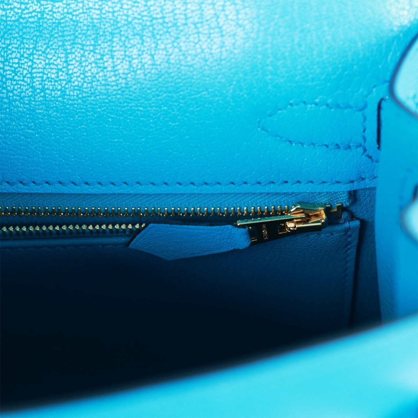 Luxury Hermes Kelly Sellier 25 Bleu Frida Chevre Gold Hardware