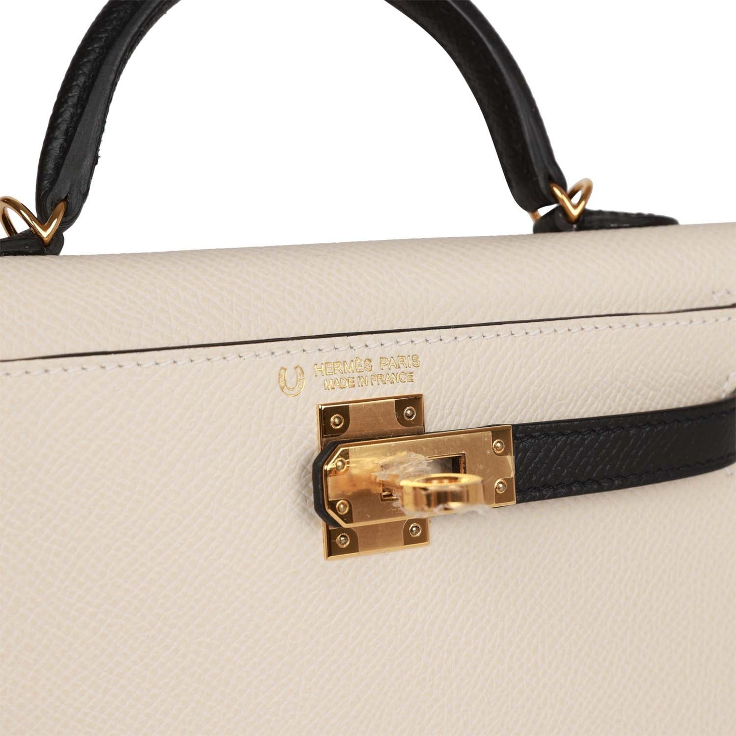 Luxury Hermes Special Order (HSS) Kelly Sellier 20 Craie and Black Epsom Gold Hardware