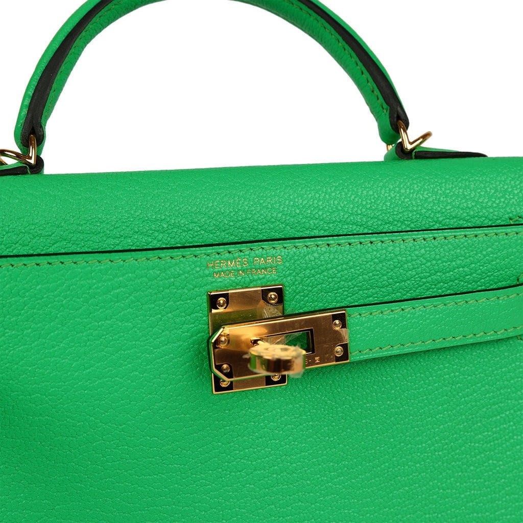 Luxury Hermes Kelly Sellier 20 Vert Comics Chevre Gold Hardware