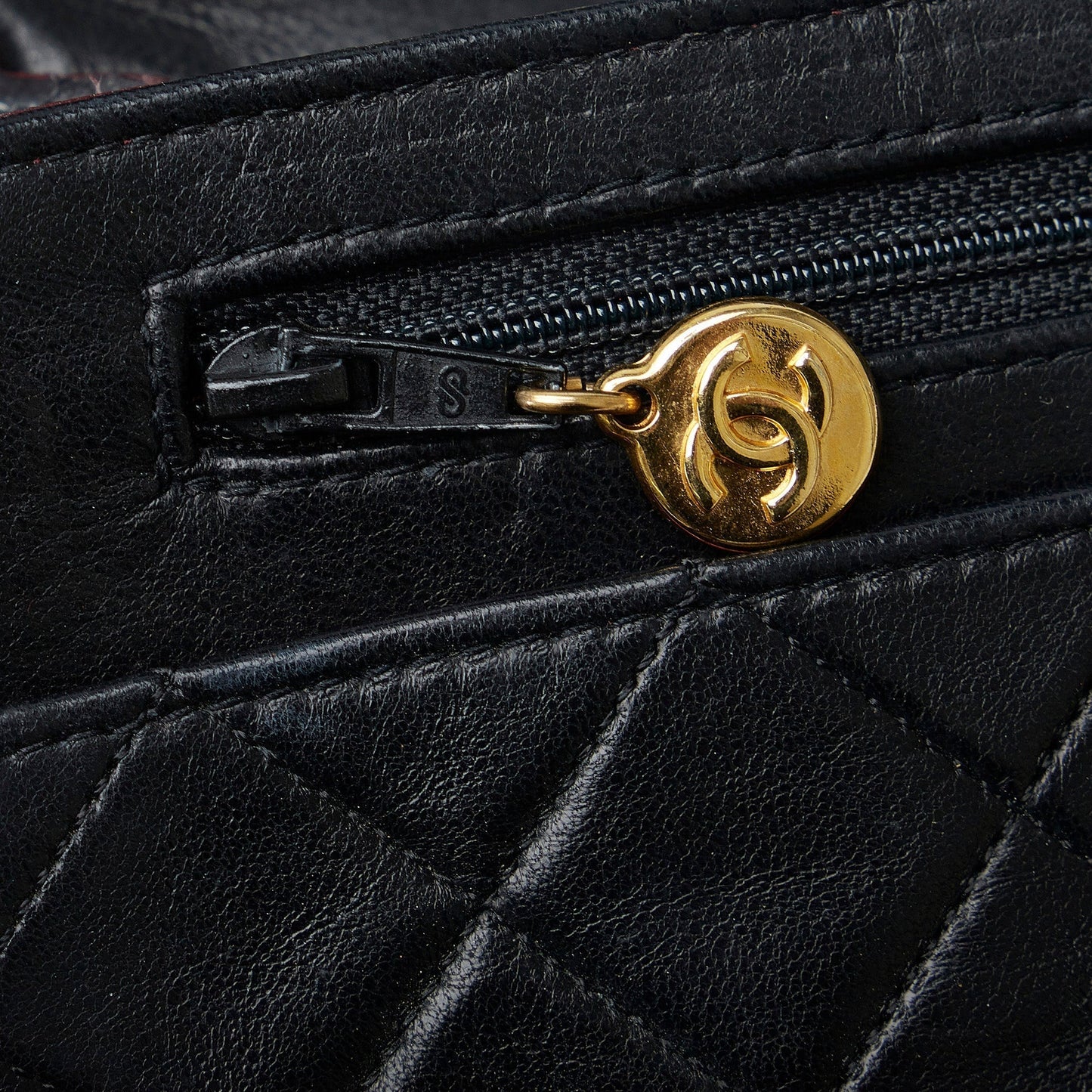 CHANEL Medium Quilted Lambskin Single Flap Bag