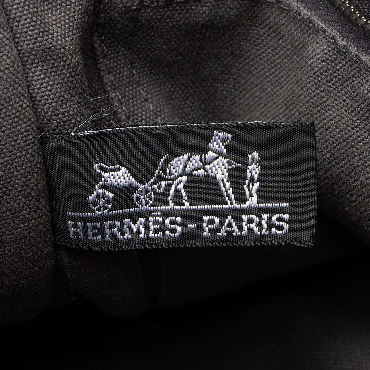 Luxury Hermes Canvas Herline PM Tote (SHF-22476)