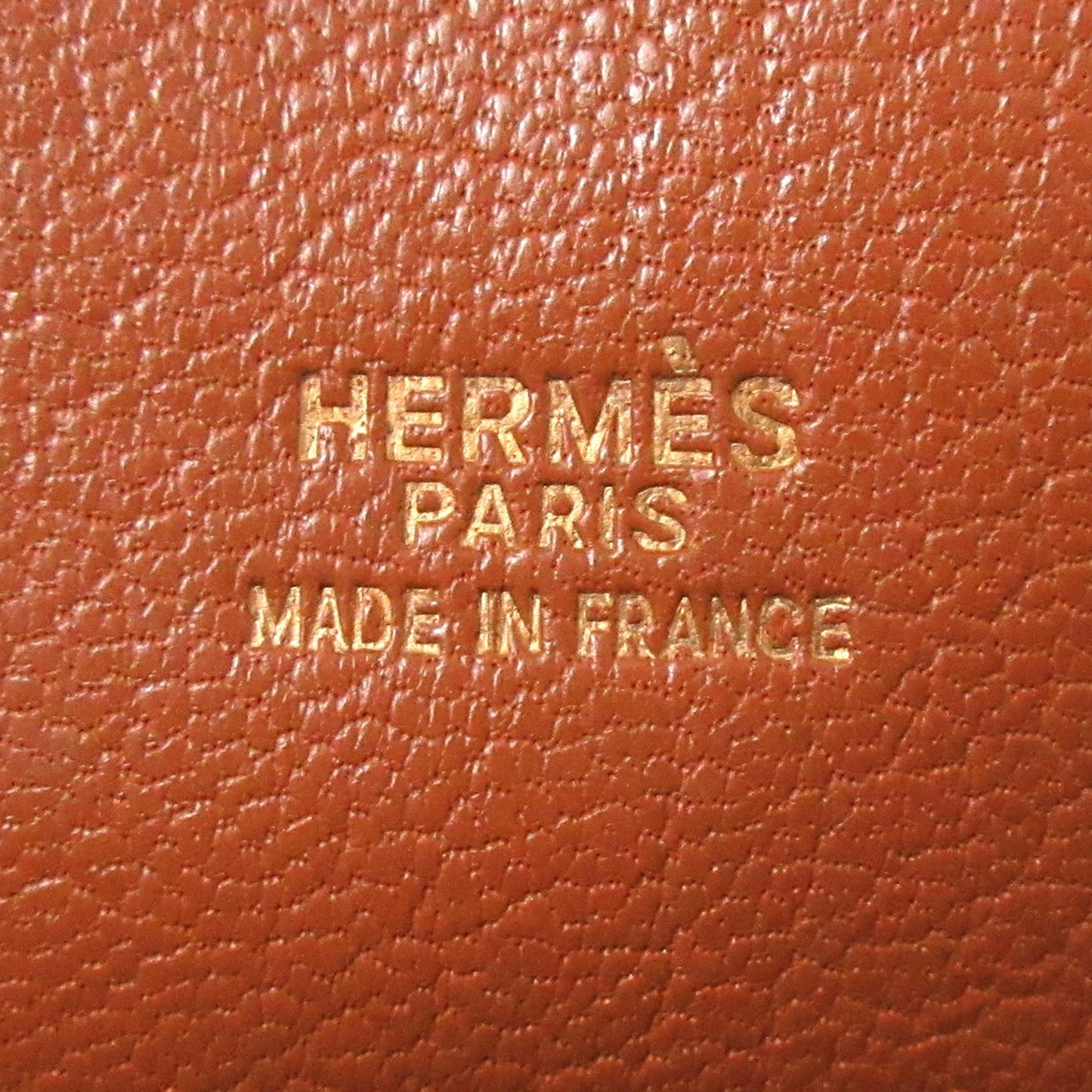 Luxury Hermes Courchevel Plume 32 (SHG-35634)