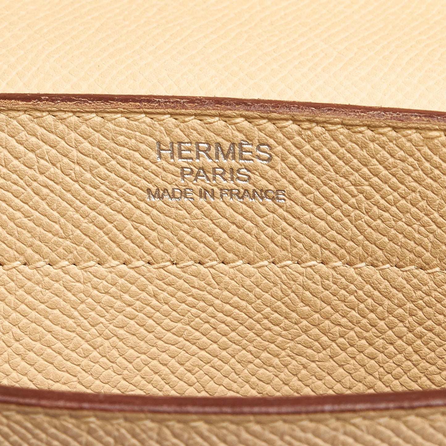 Luxury Hermes Taurillon Sac a Depeches 27 (SHG-30779)