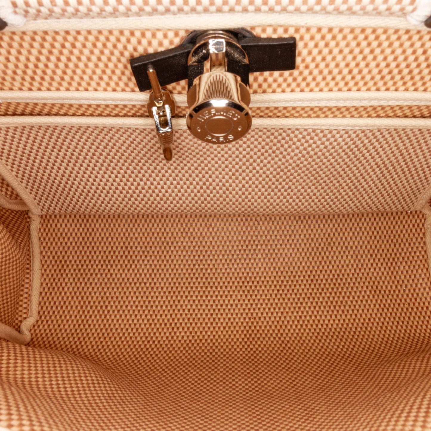 Luxury Hermes Toile Criss Herbag 31 (SHG-vwZiiL)