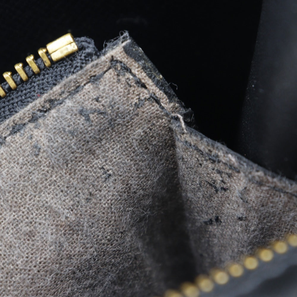 Louis Vuitton Montaigne 23 Clutch Bag M52662