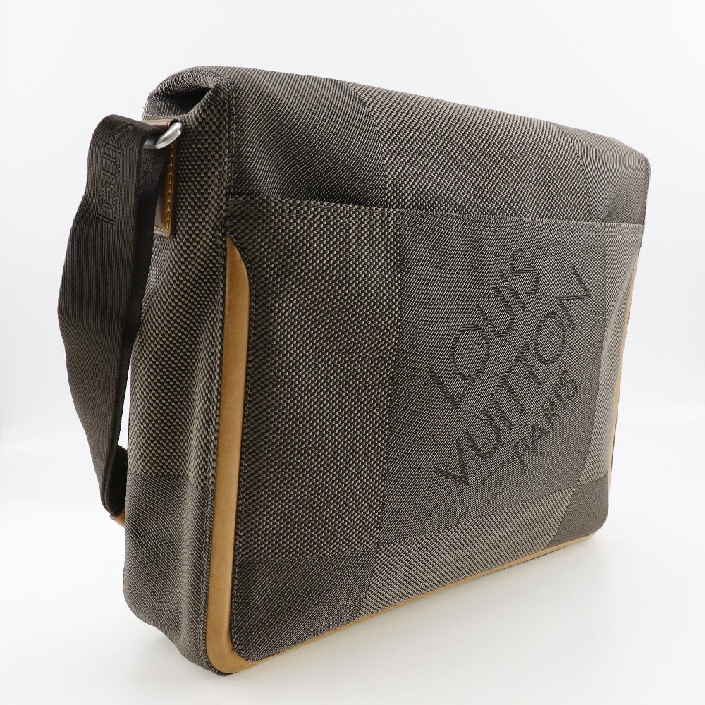 Louis Vuitton Damier Geant Canvas Messenger Bag M93030