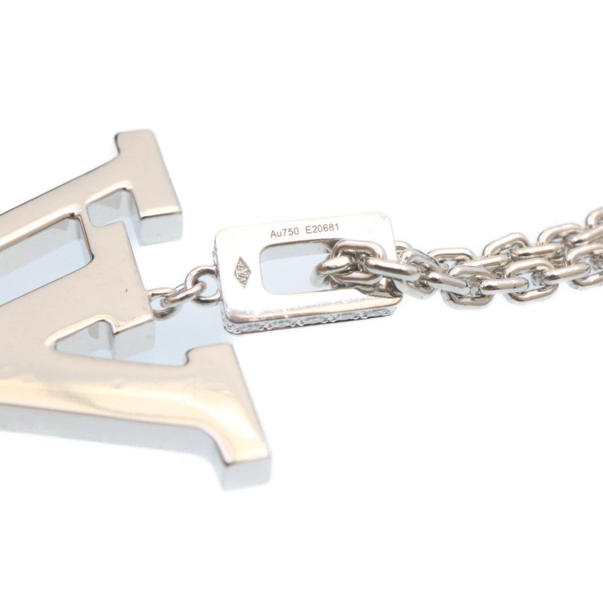 LOUIS VUITTON Pandantif LV XL Necklace White Gold Diamond Q93821 27695S
