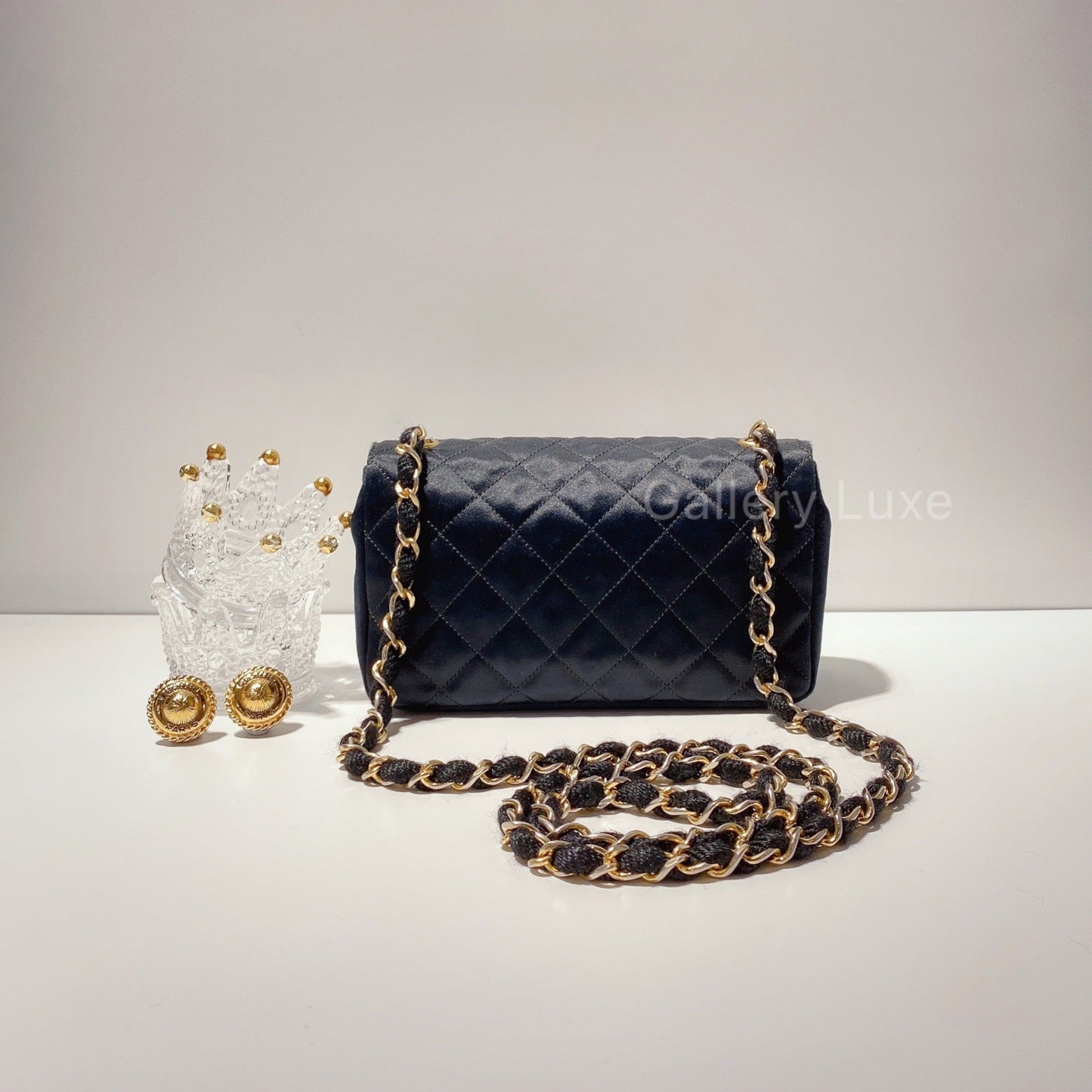 No.2093-Chanel Vintage Satin Mini 17cm