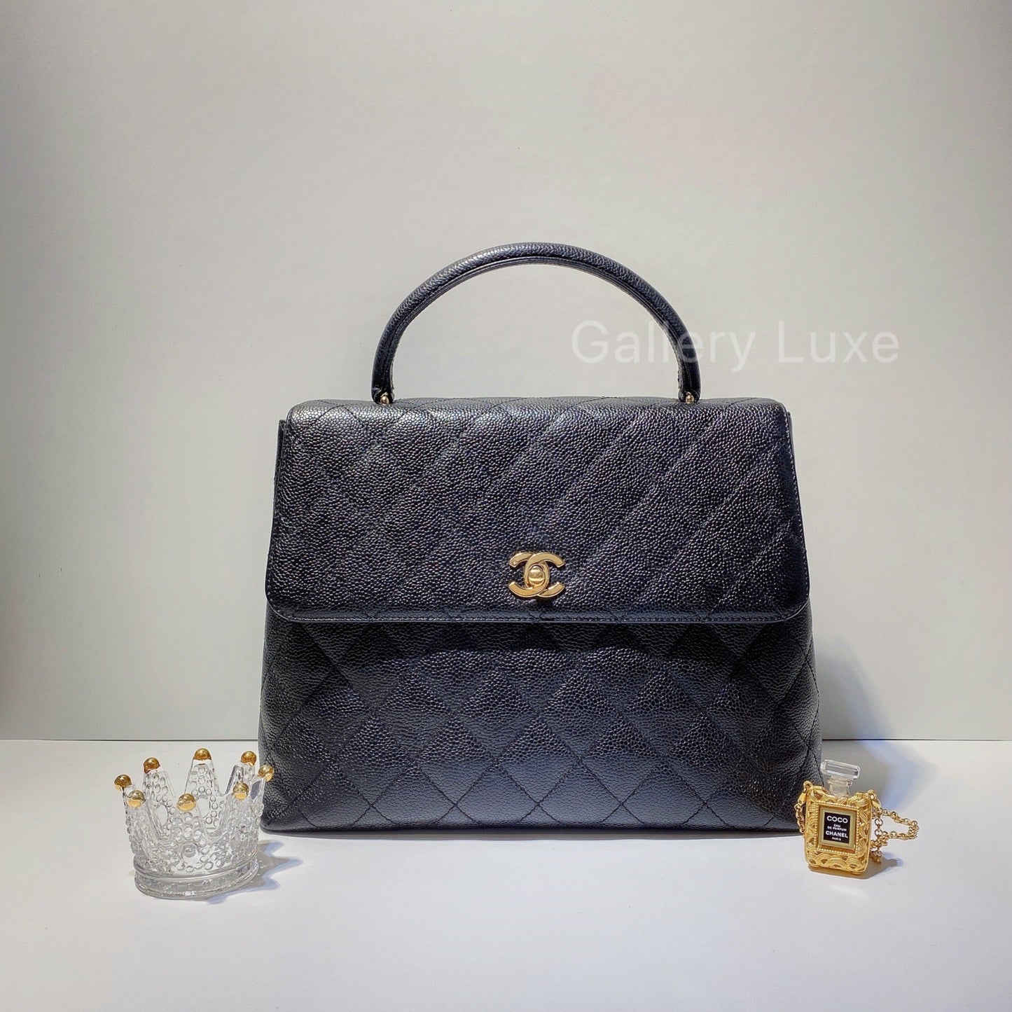 No.2792-Chanel Vintage Caviar Kelly Handle Bag