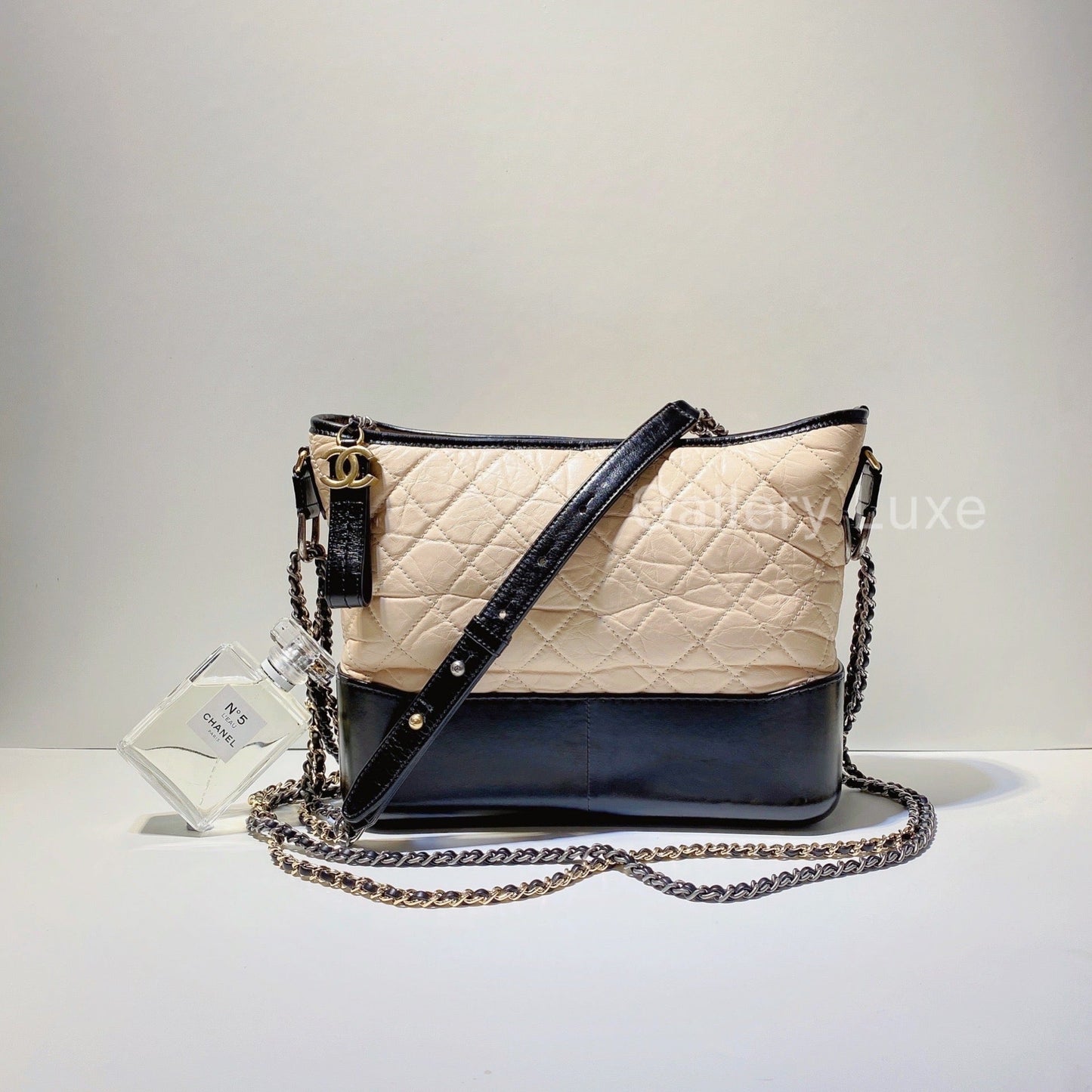 No.2798-Chanel Medium Gabrielle Hobo Bag