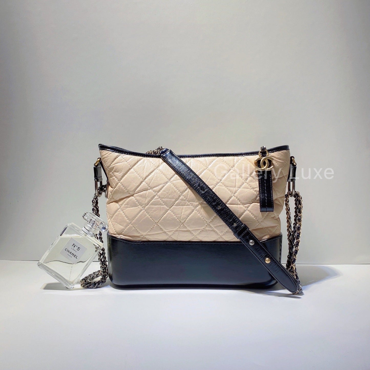 No.2798-Chanel Medium Gabrielle Hobo Bag