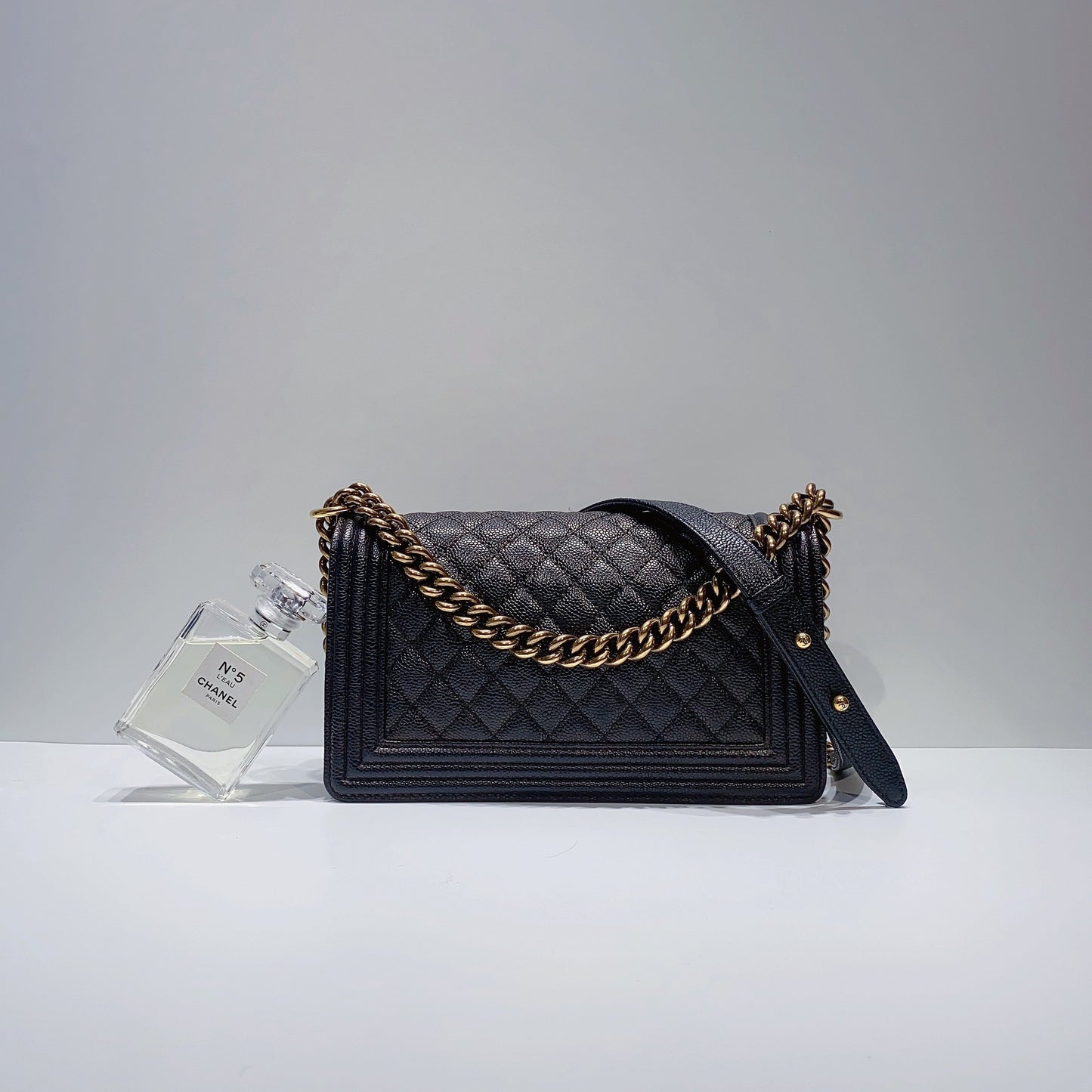 No.3730-Chanel Caviar Boy 25cm
